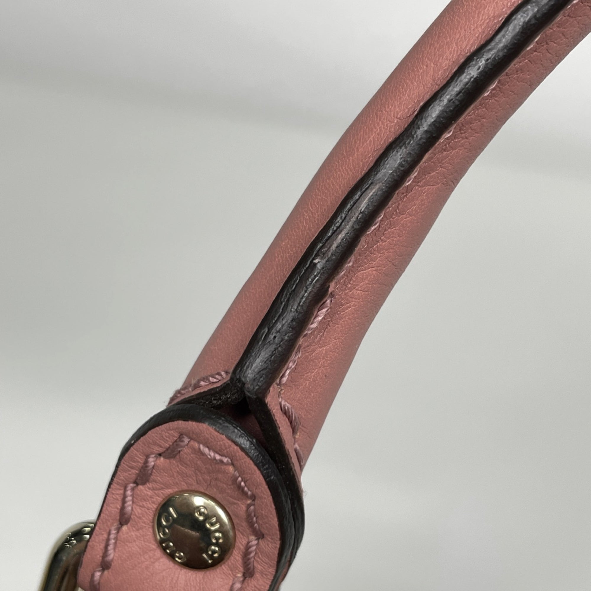 Gucci Beige Pink Gg Canvas Leather Handbag (Pre-Owned)