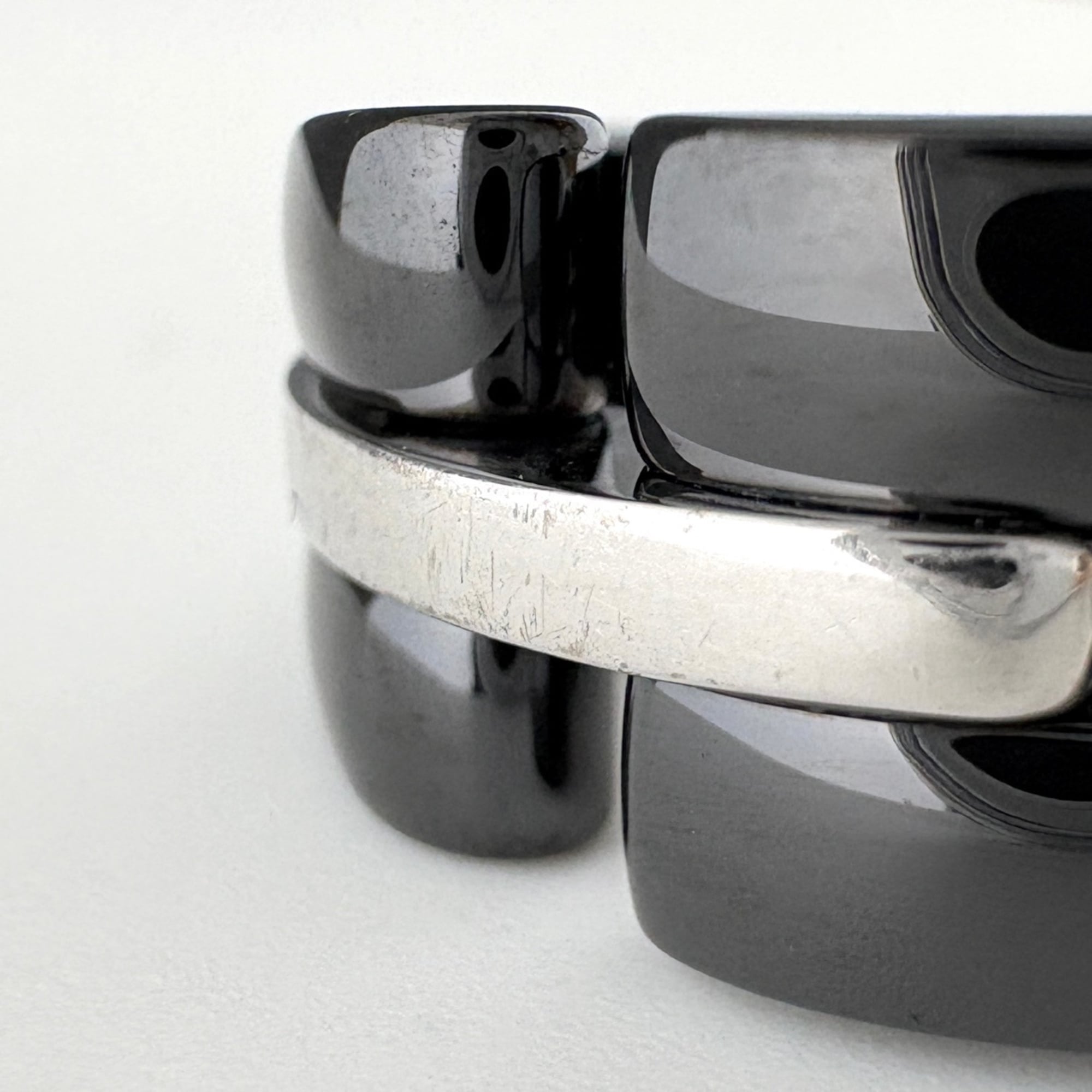 Chanel Ceramic Band Ring (Pre-Owned)