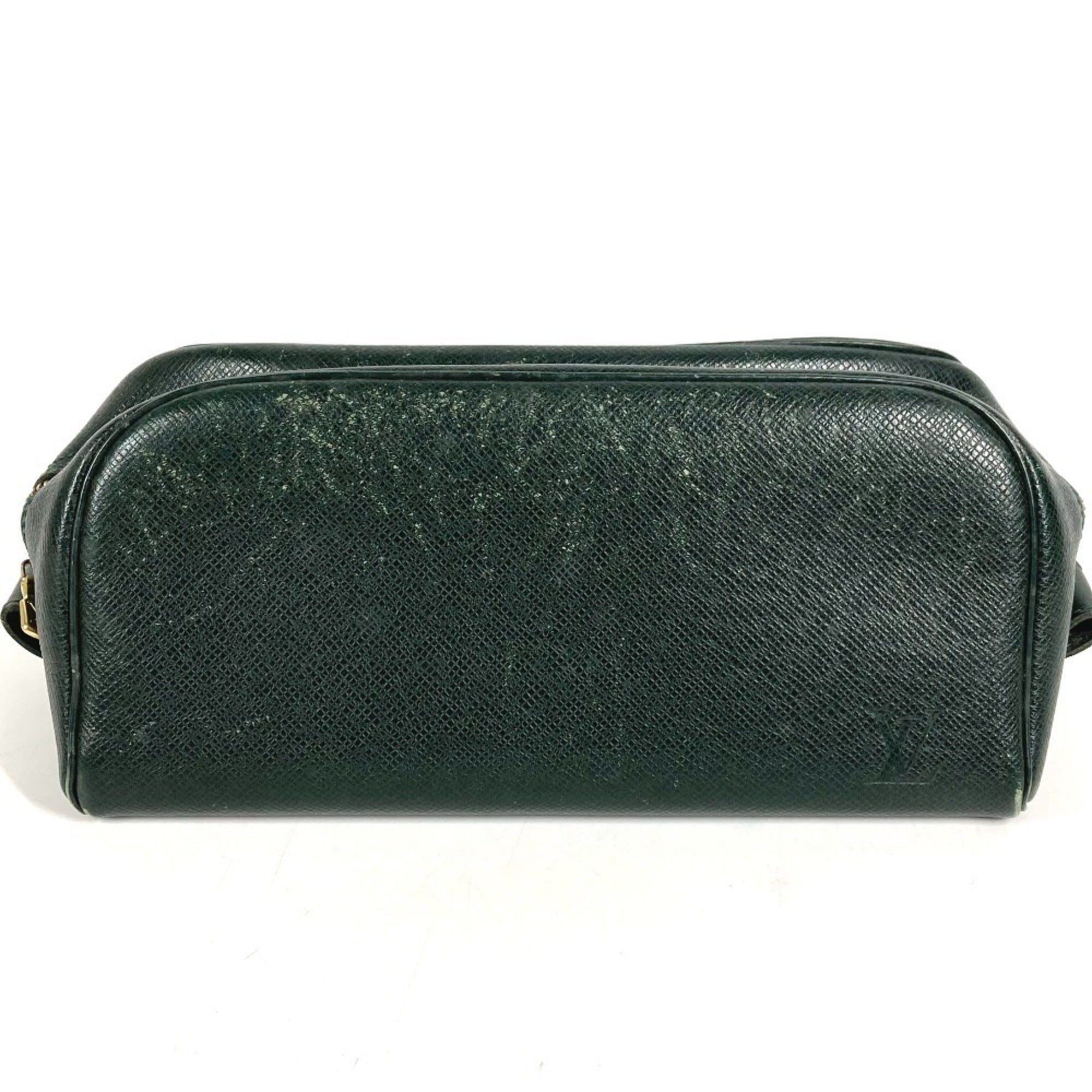 Louis Vuitton Taiga Episea Green Taiga Leather Handbag (Pre-Owned)