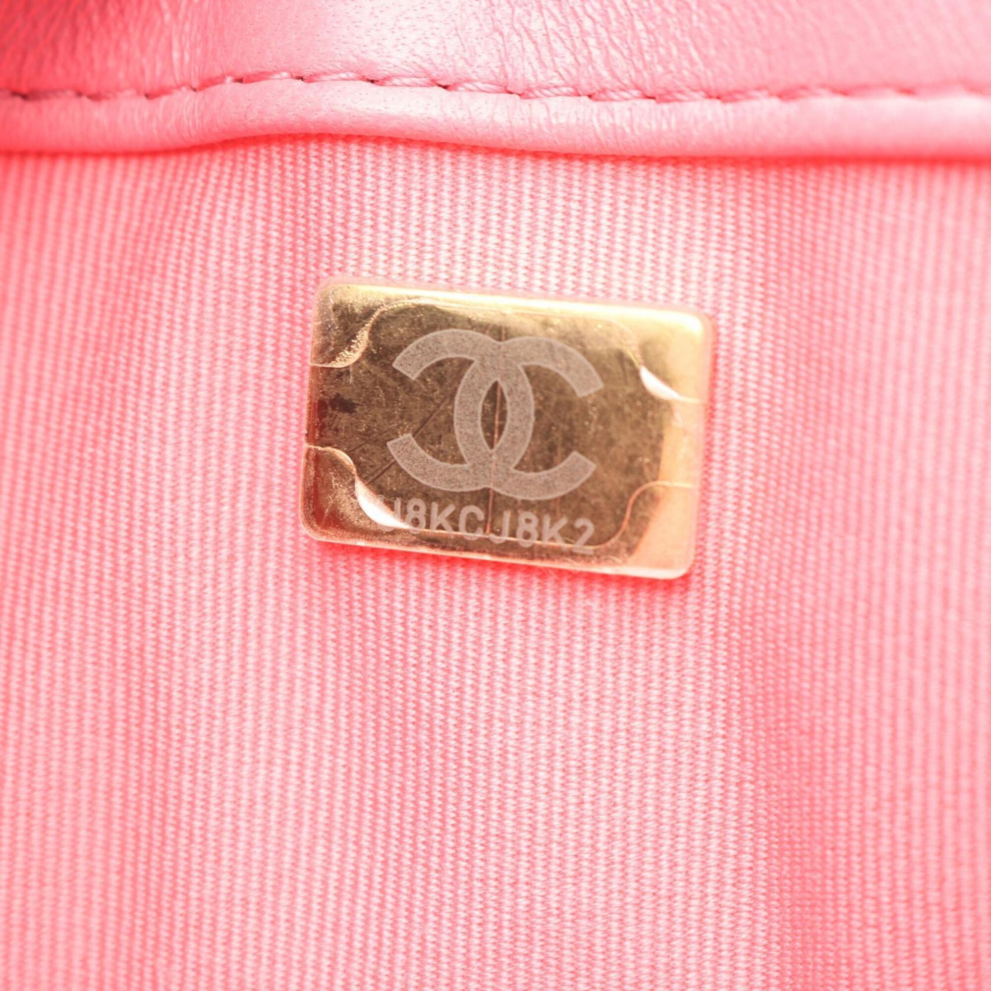Chanel Pink Leather Handbag Shoulder Bag (Pre-Owned)