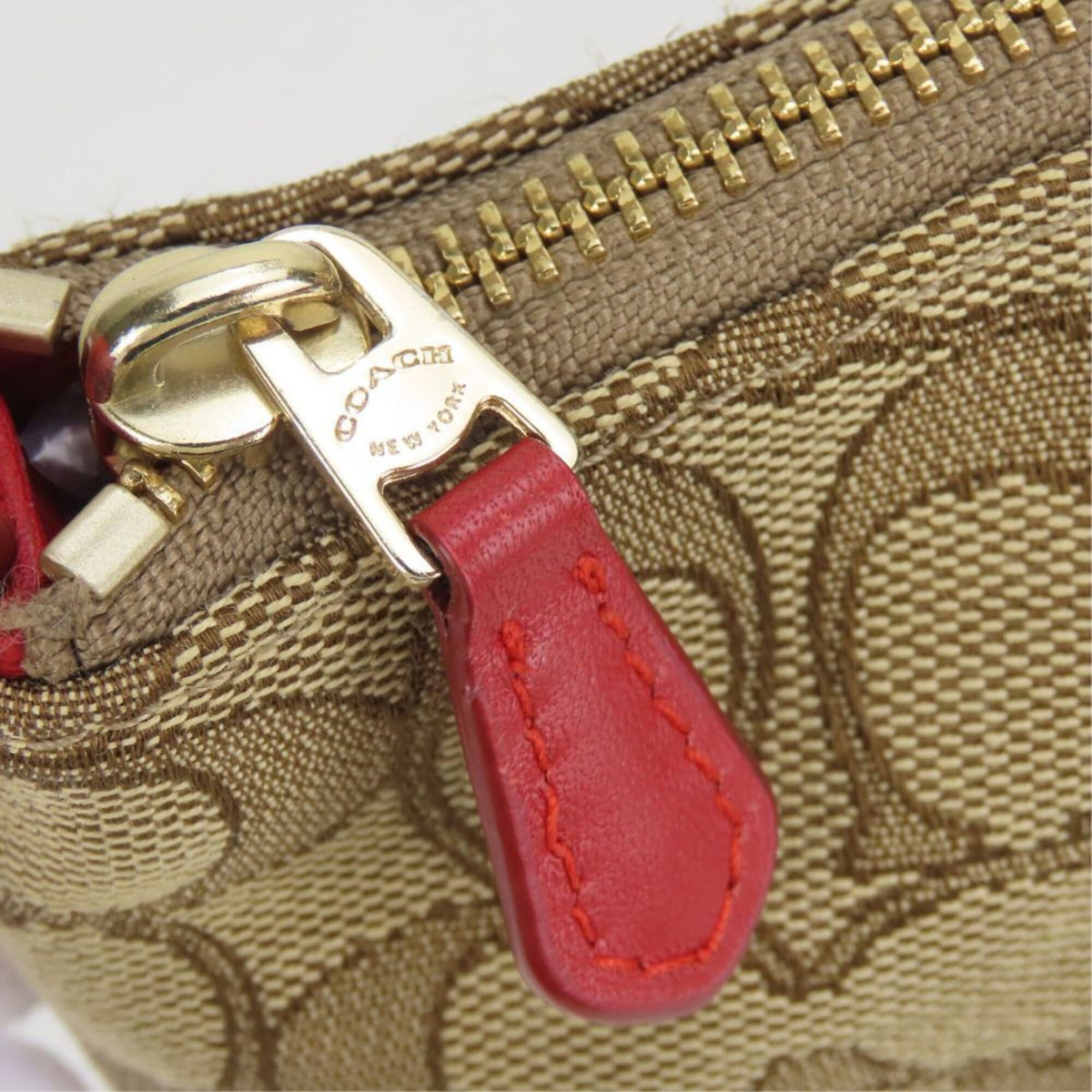 Coach Signature Beige Red Color Canvas Handbag (Pre-Owned)