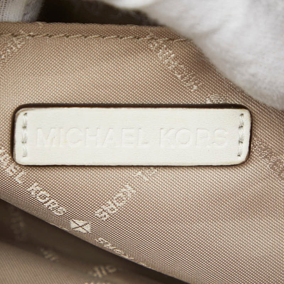 Michael Kors White Leather Shoulder Bag (Pre-Owned)