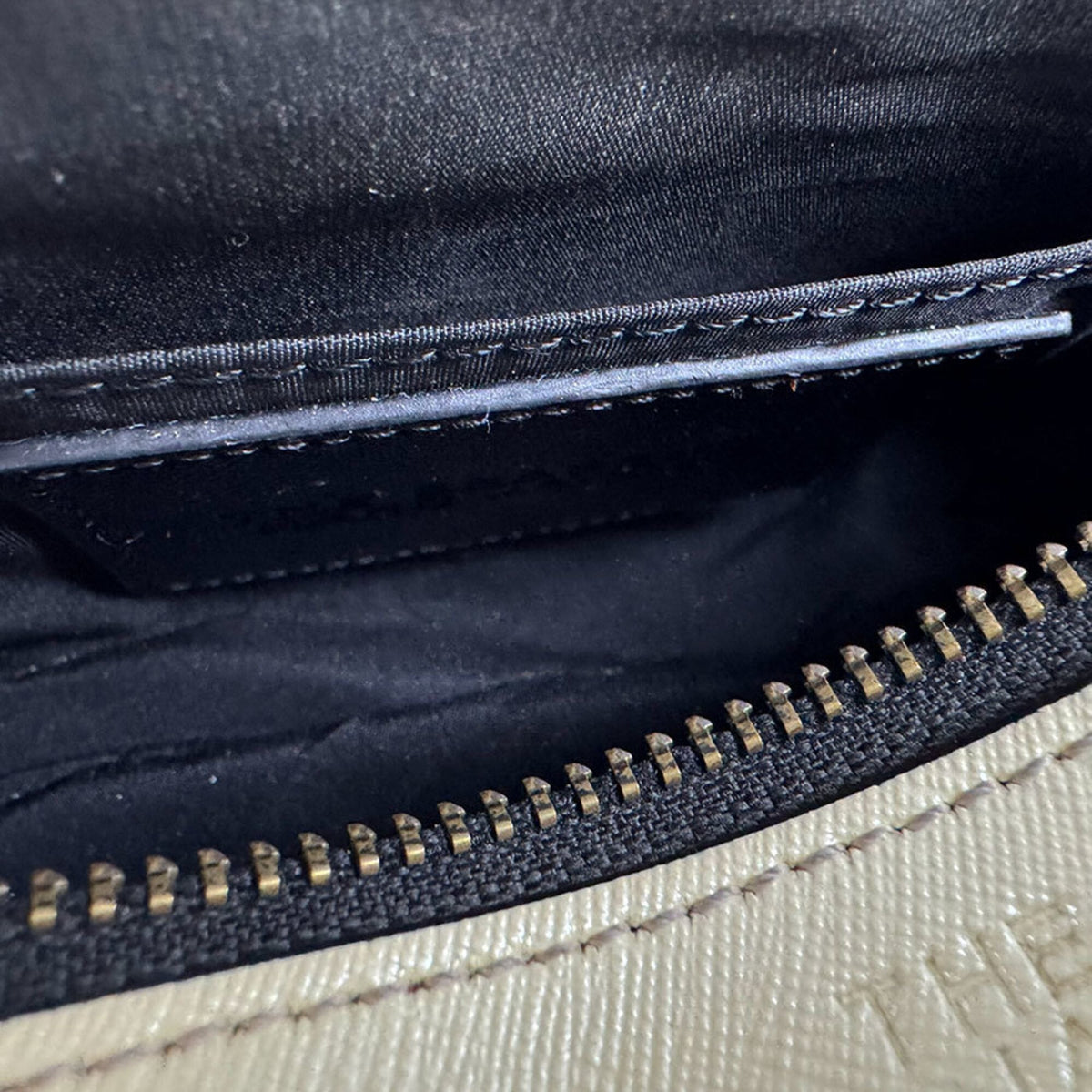 Marc Jacobs Black Gray Ivory Coated Canvas Shoulder Bag (Pre-Owned)
