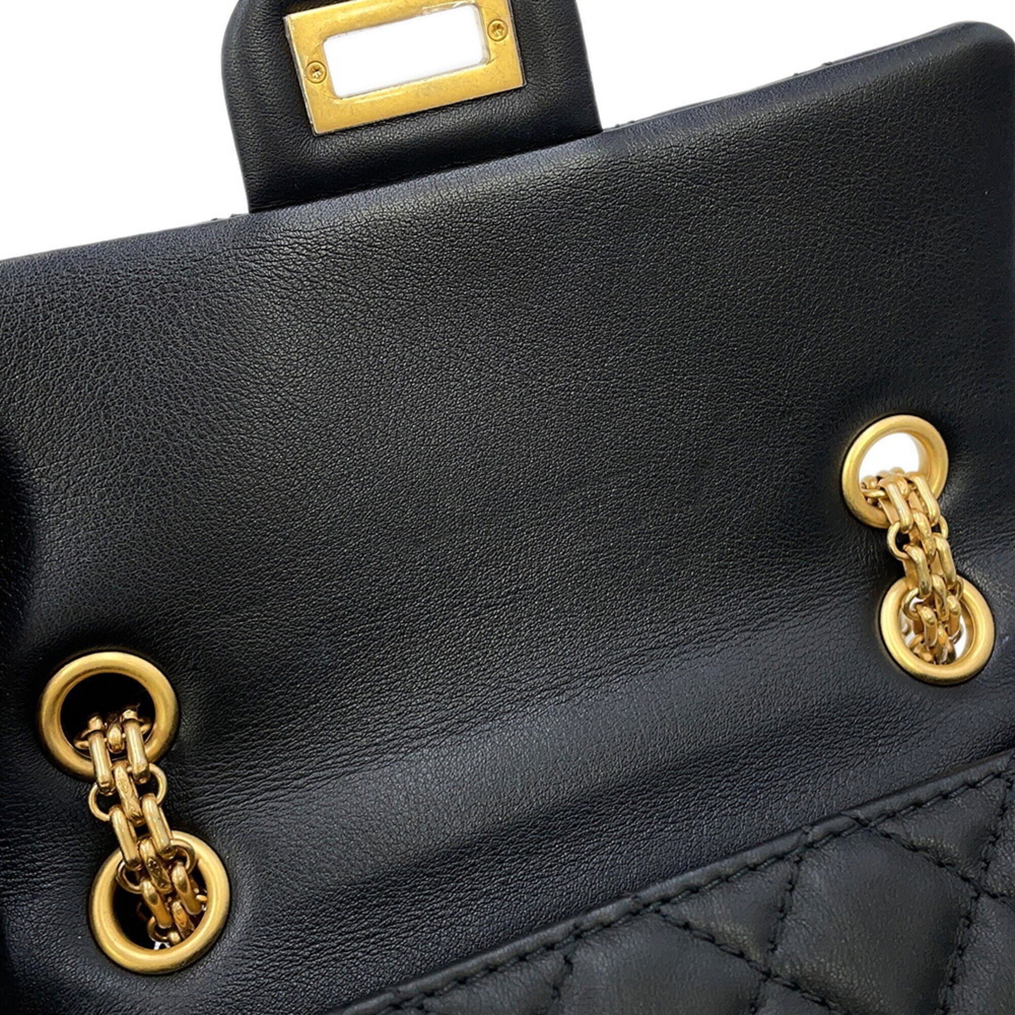 Chanel Black Leather Handbag Shoulder Bag (Pre-Owned)