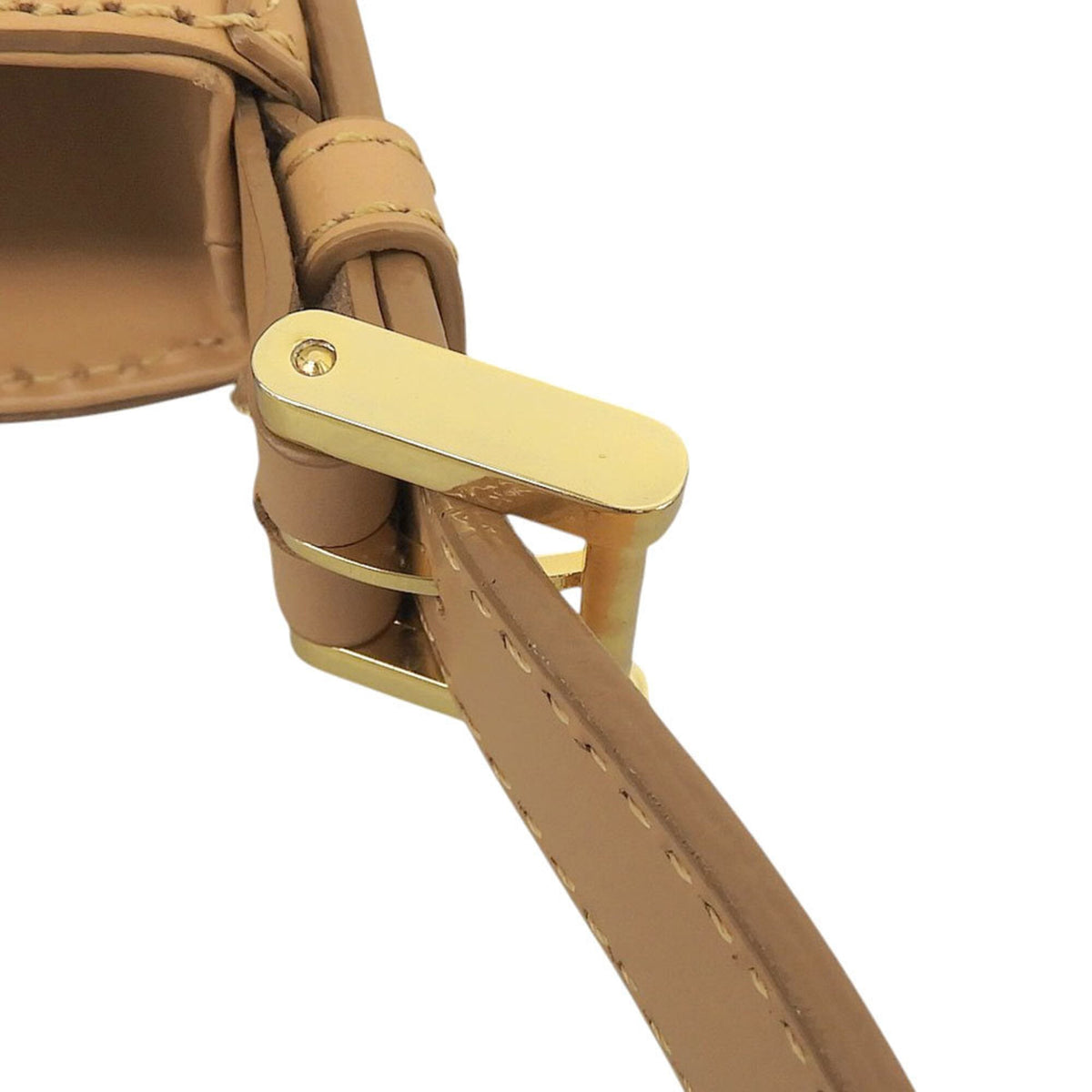 Burberry Beige Leather Shoulder Bag (Pre-Owned)