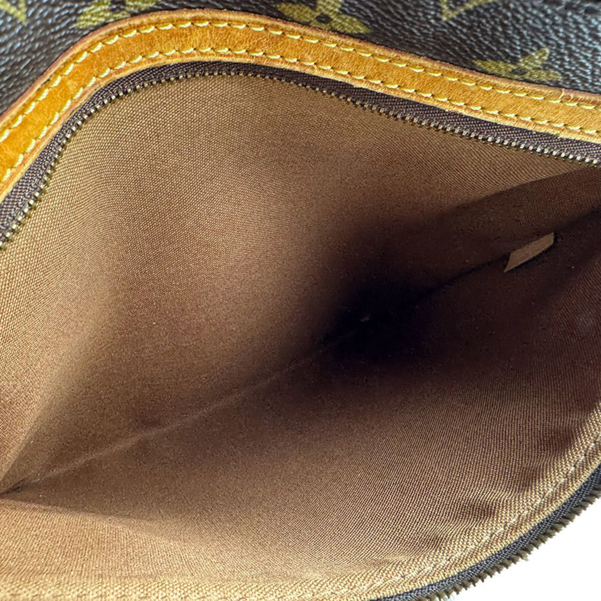 Louis Vuitton Brown Monogram Monogram Pochette Shoulder Bag (Pre-Owned)