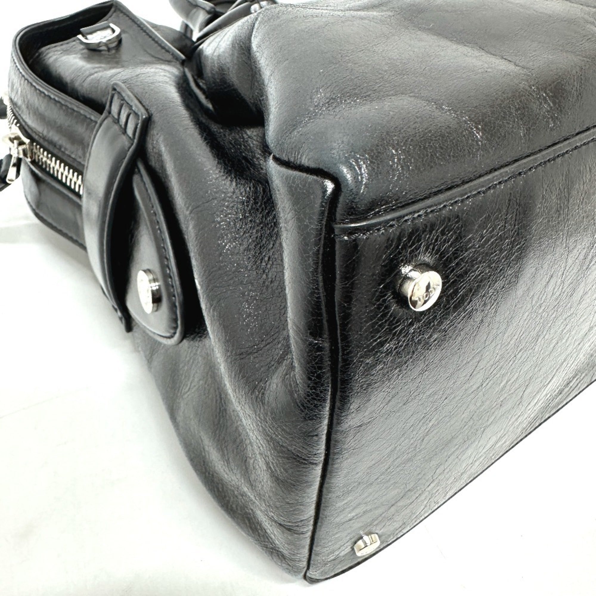 Tod's Black Leather Handbag (Pre-Owned)