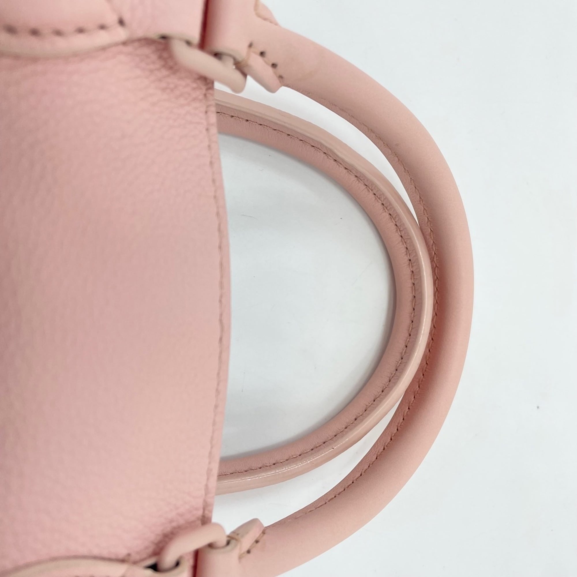 Louis Vuitton Pink Handbag (Pre-Owned)