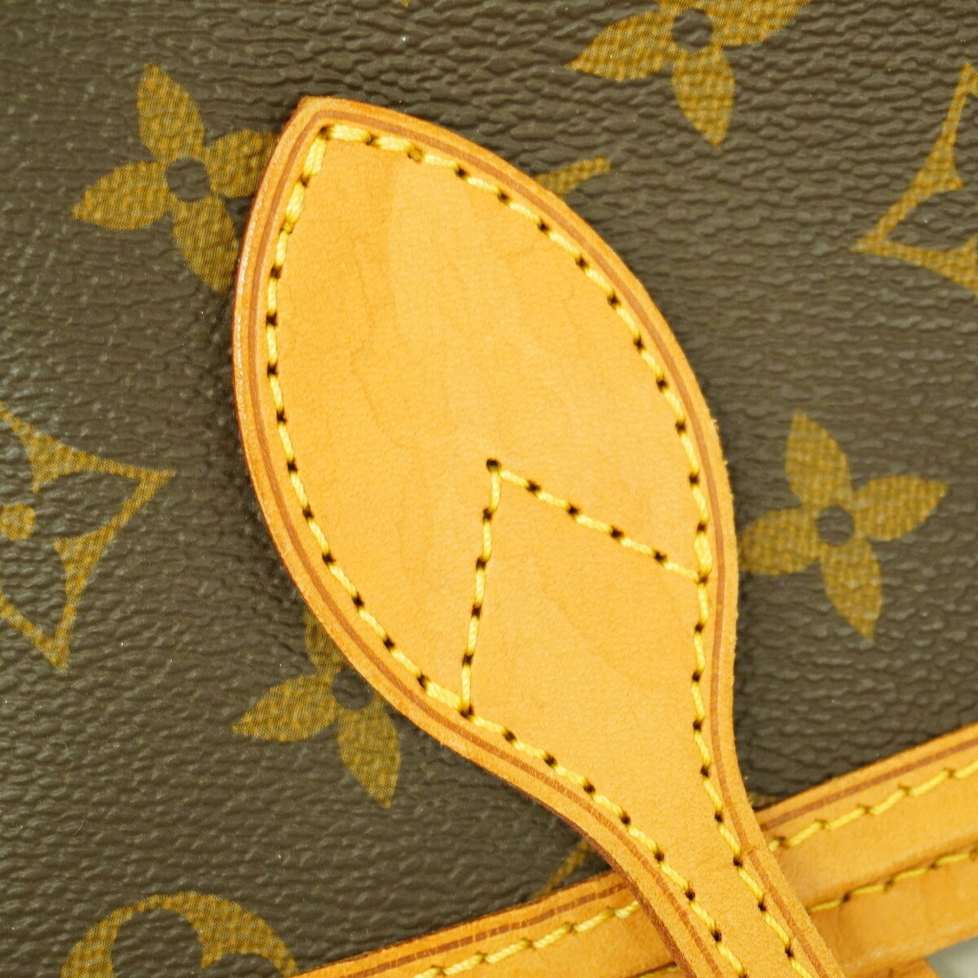 Louis Vuitton Brown Tote Bag (Pre-Owned)