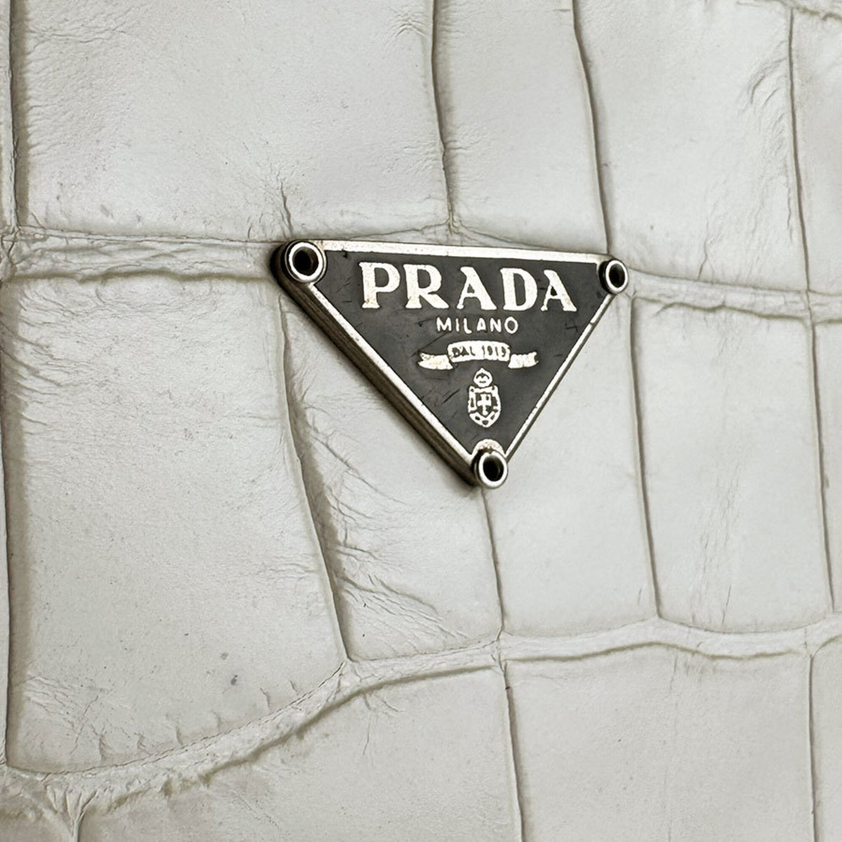 Prada Off-White Leather Handbag (Pre-Owned)