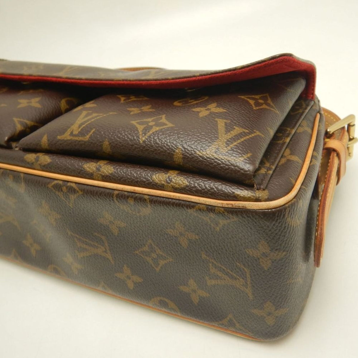 Louis Vuitton Monogram Brown Monogram Shoulder Bag (Pre-Owned)