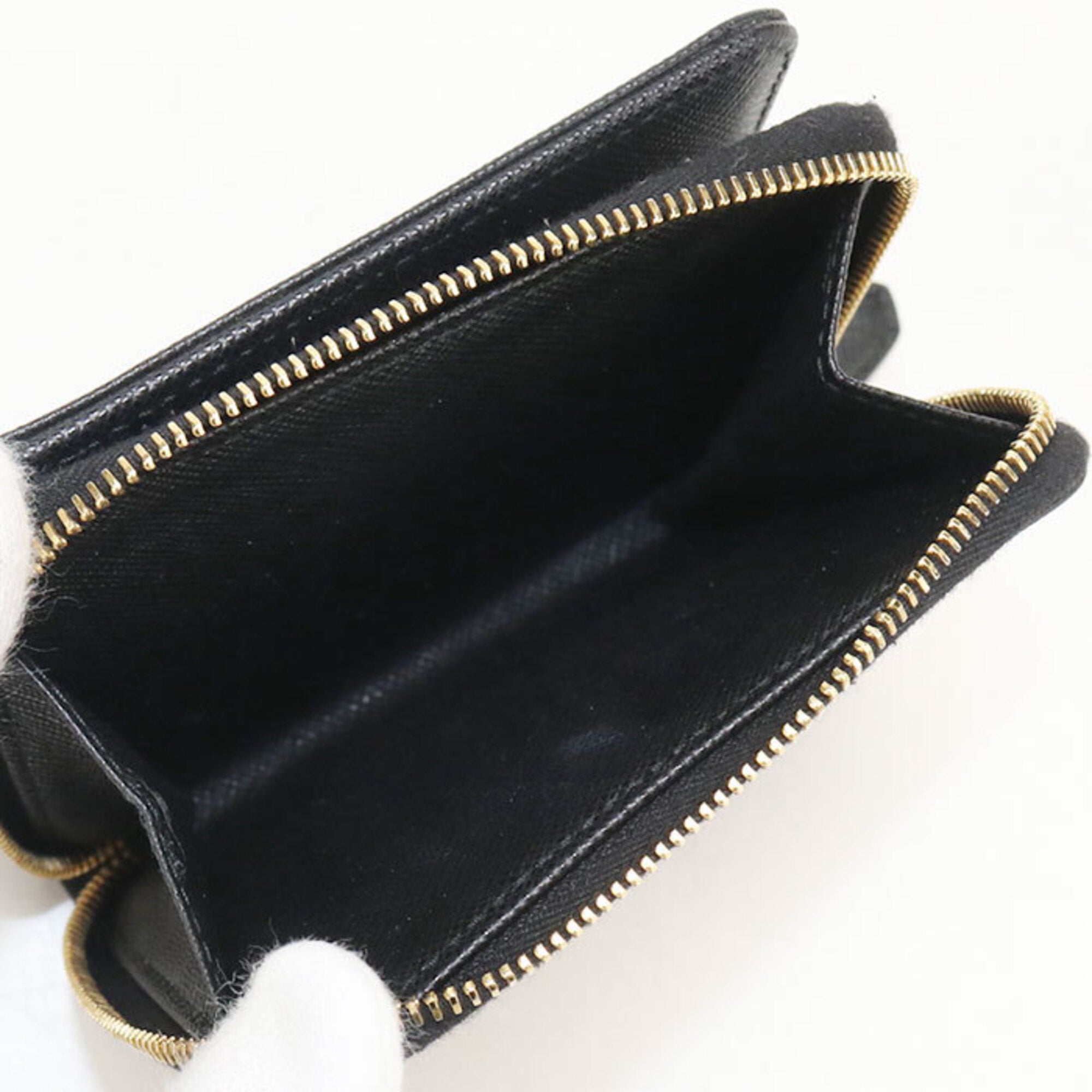 Prada Black Leather Wallet (Bi-Fold) (Pre-Owned)