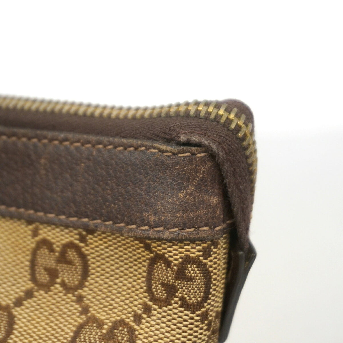 Gucci Brown Canvas Handbag (Pre-Owned)