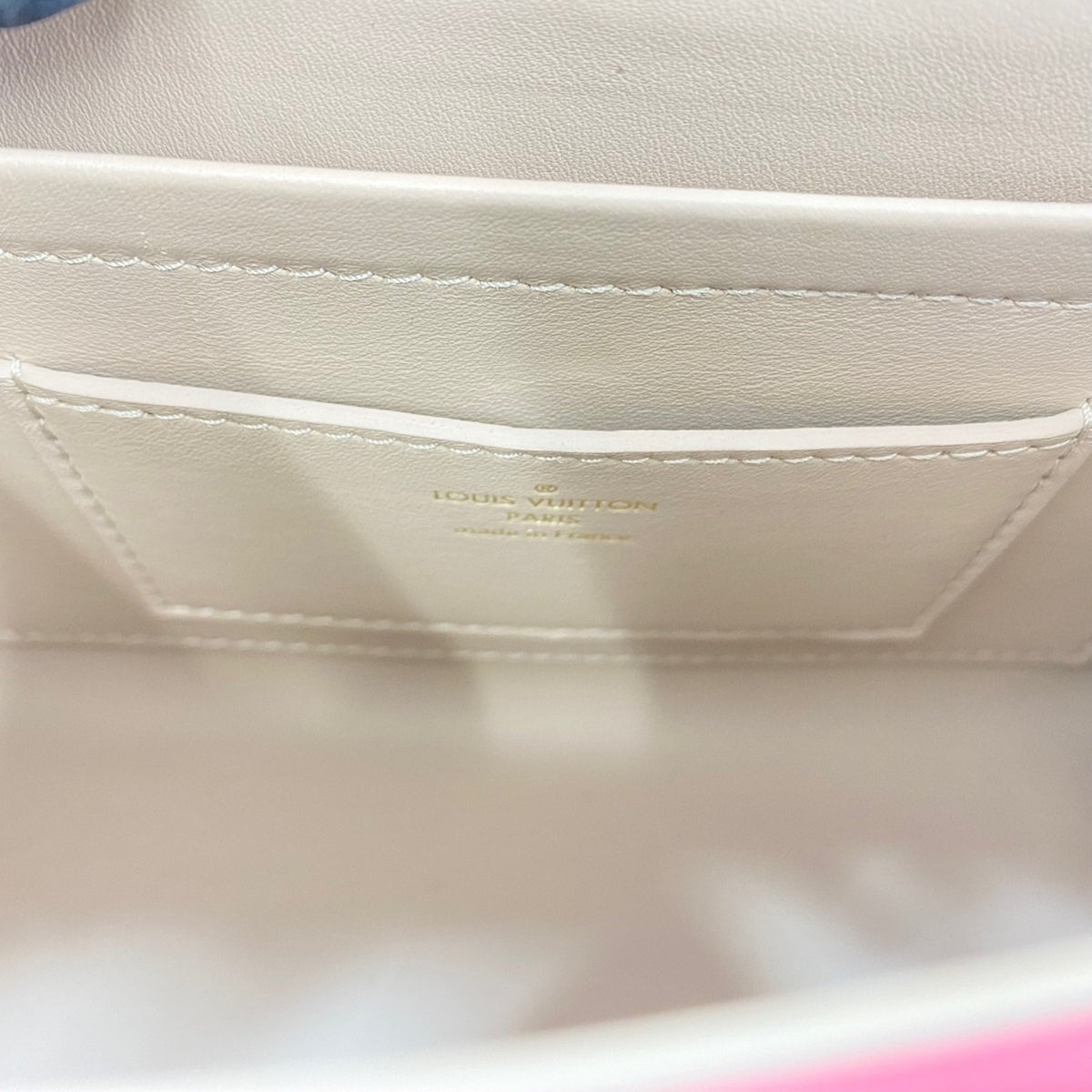 Louis Vuitton Pink Handbag (Pre-Owned)