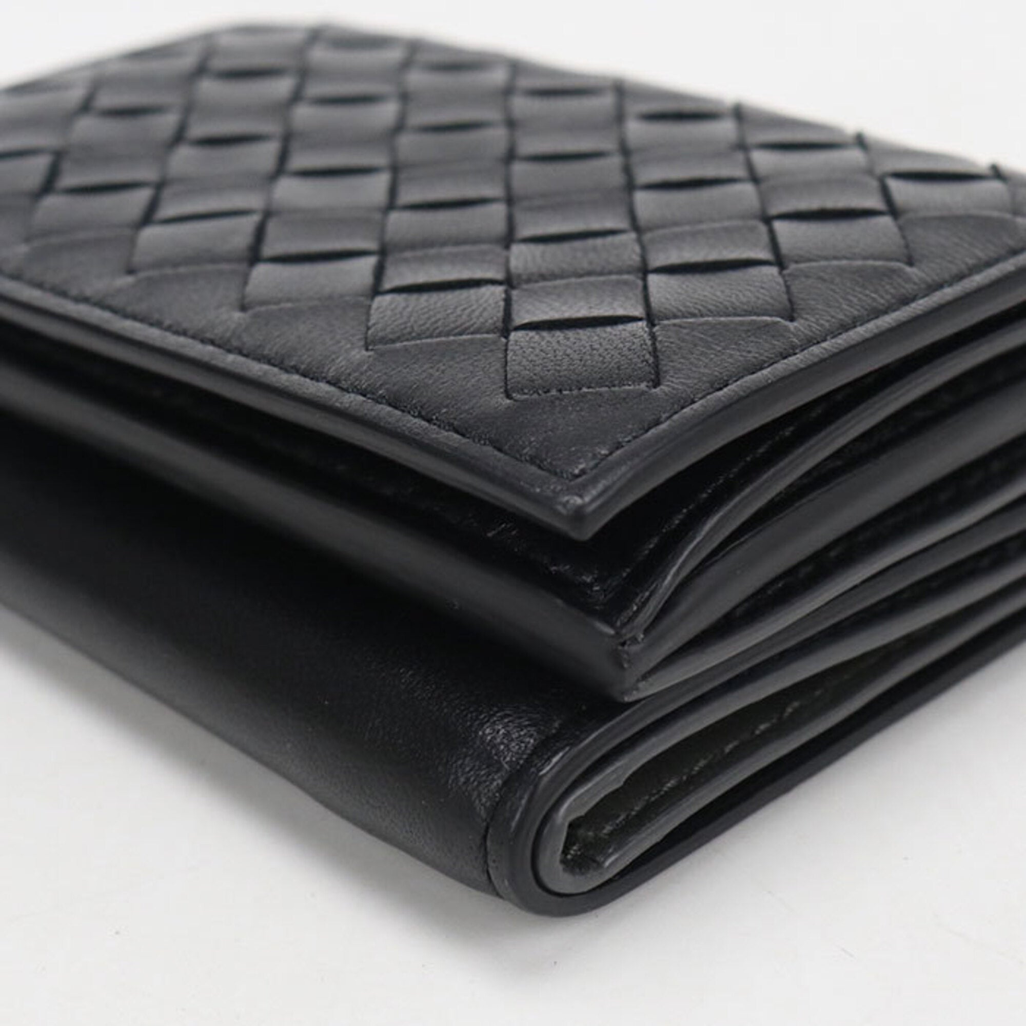 Bottega Veneta Black Leather Wallet (Tri-Fold) (Pre-Owned)