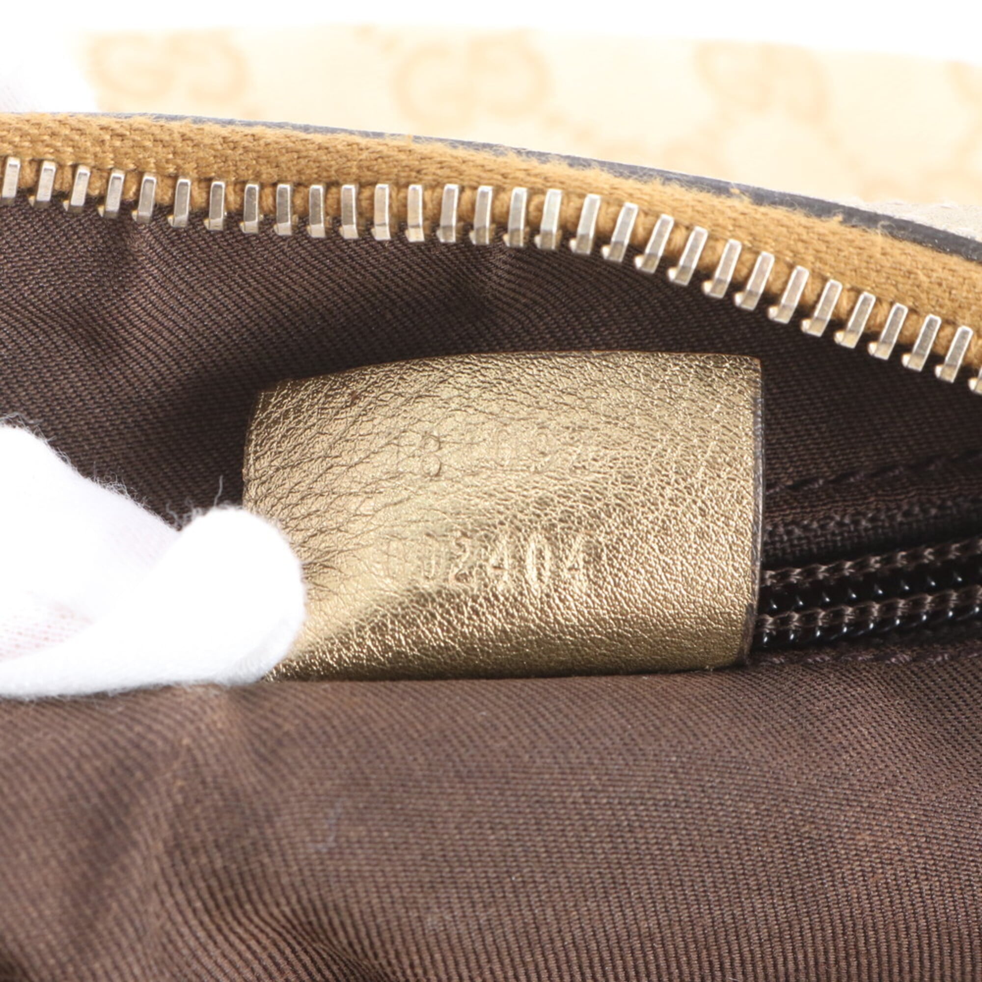 Gucci Beige Gold Leather Canvas Shoulder Bag (Pre-Owned)