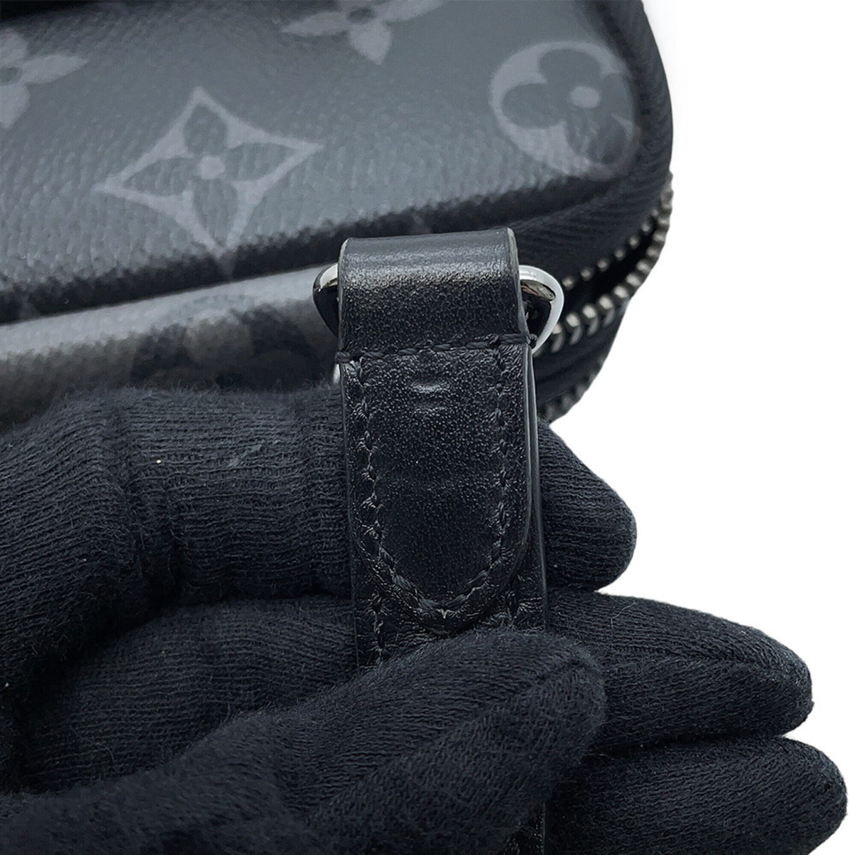 Louis Vuitton Monogram Eclipse Black Noir Monogram Eclipse Pouch Shoulder Bag (Pre-Owned)