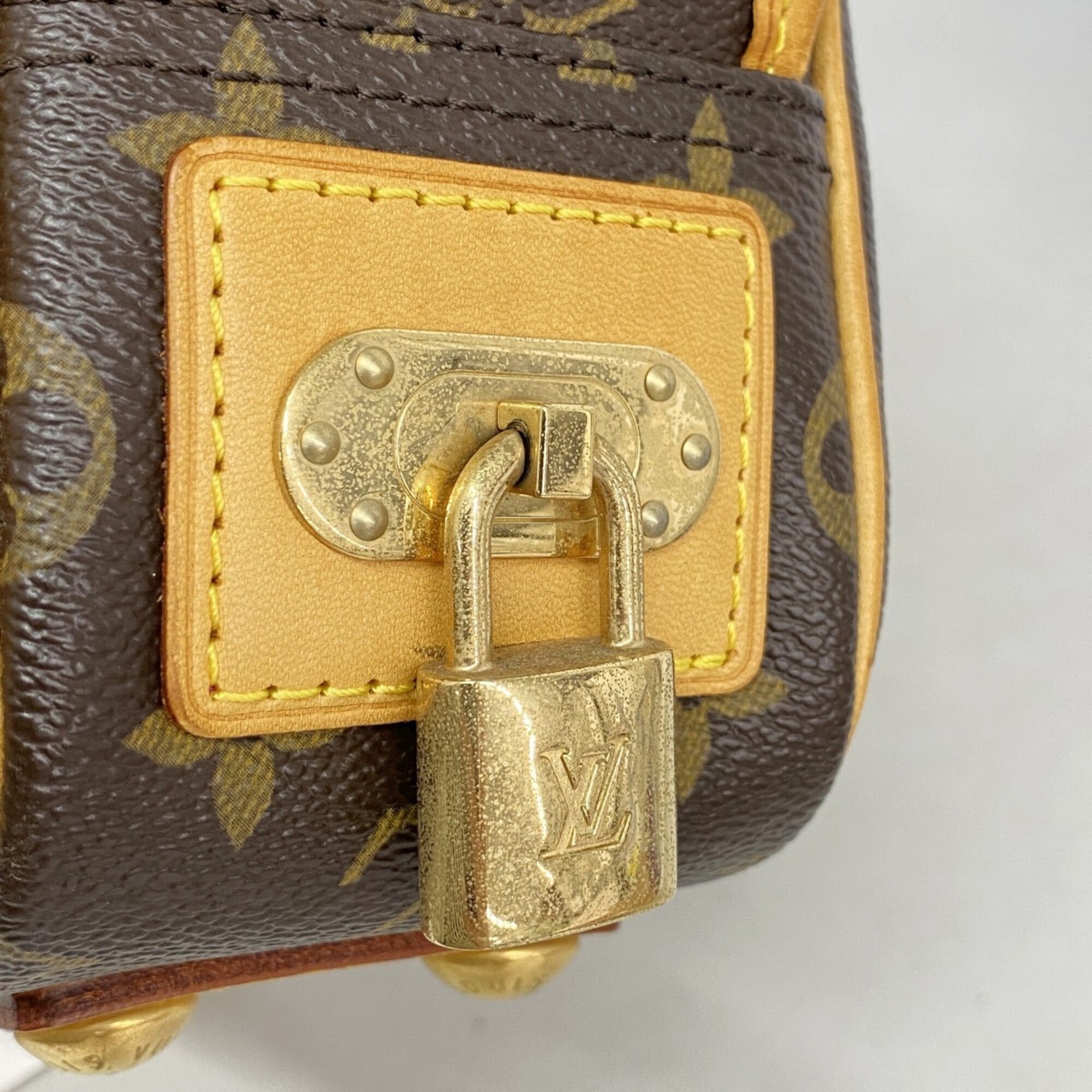 Louis Vuitton Brown Fuchsia Shoulder Bag (Pre-Owned)