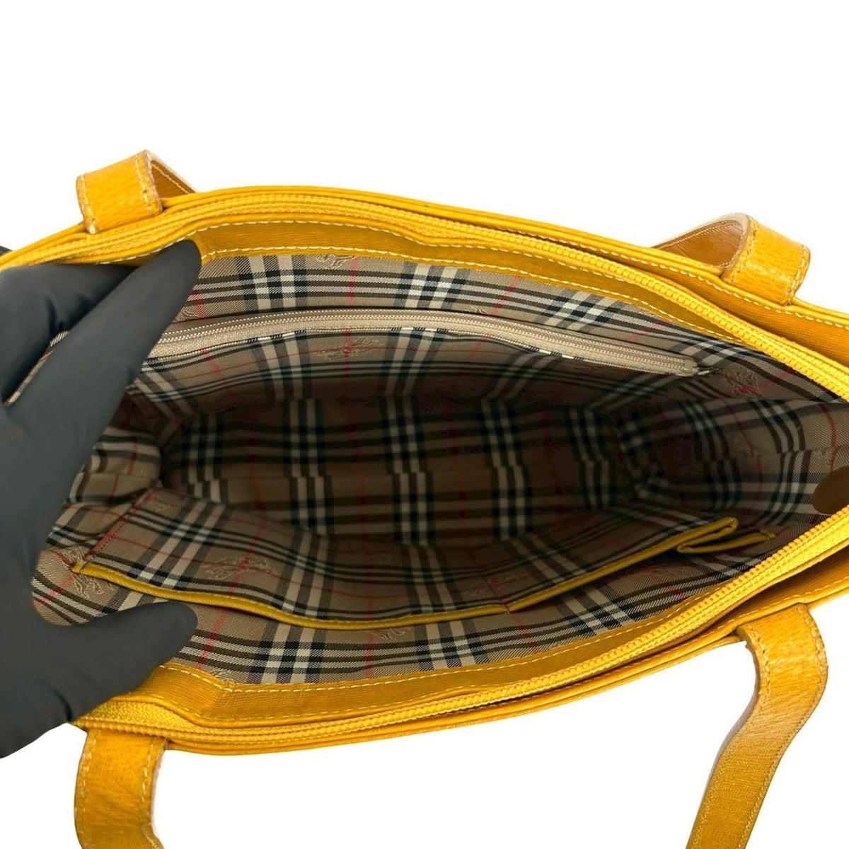 Burberry Yellow Leather Shoulder Bag Tote Bag (Pre-Owned)