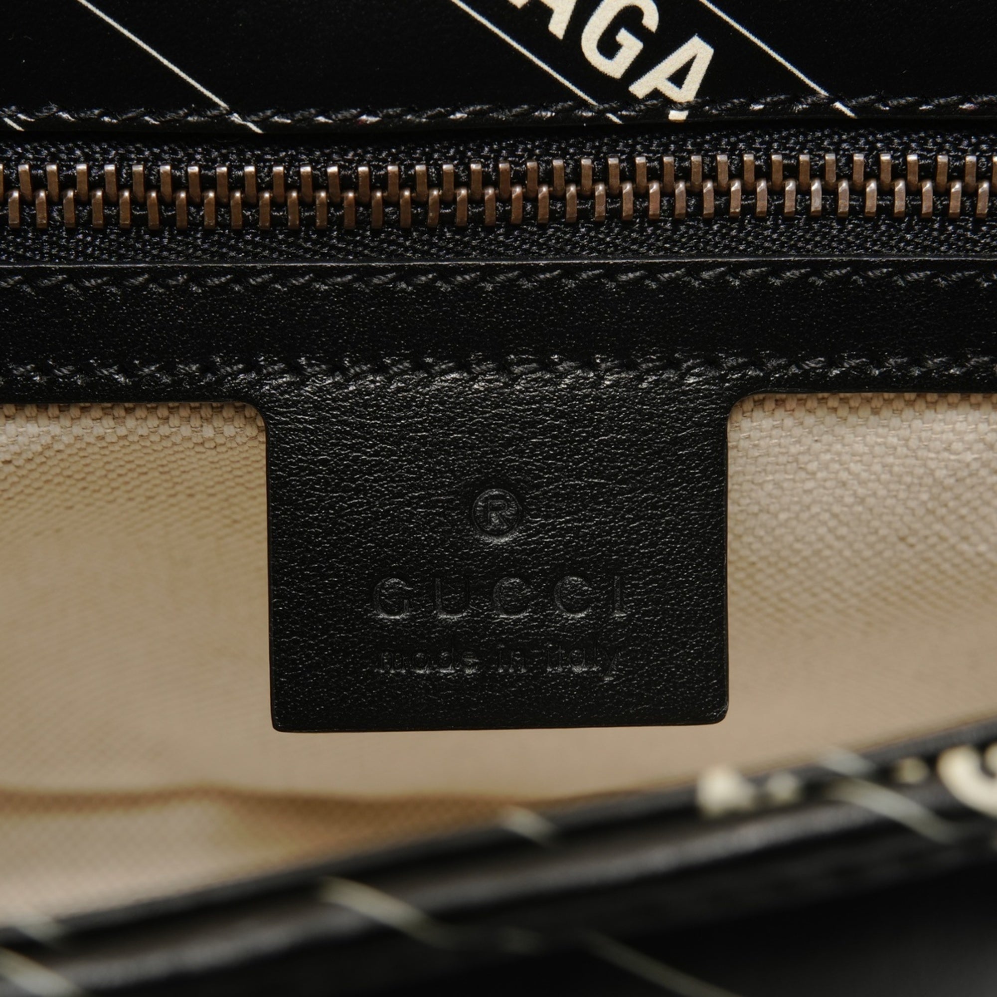 Gucci Black Shoulder Bag (Pre-Owned)