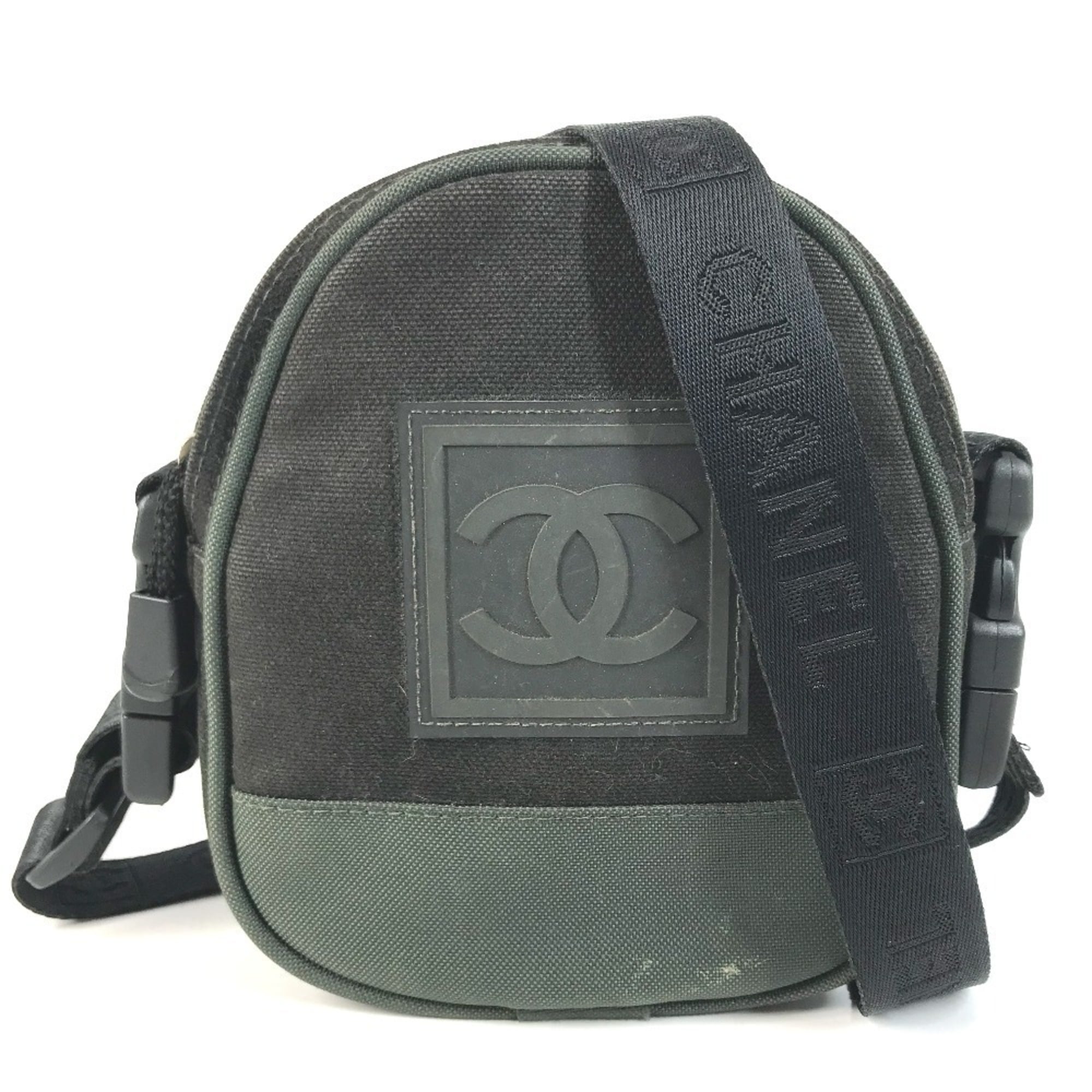 Chanel Black Khaki Canvas Pochette Shoulder Bag (Pre-Owned)