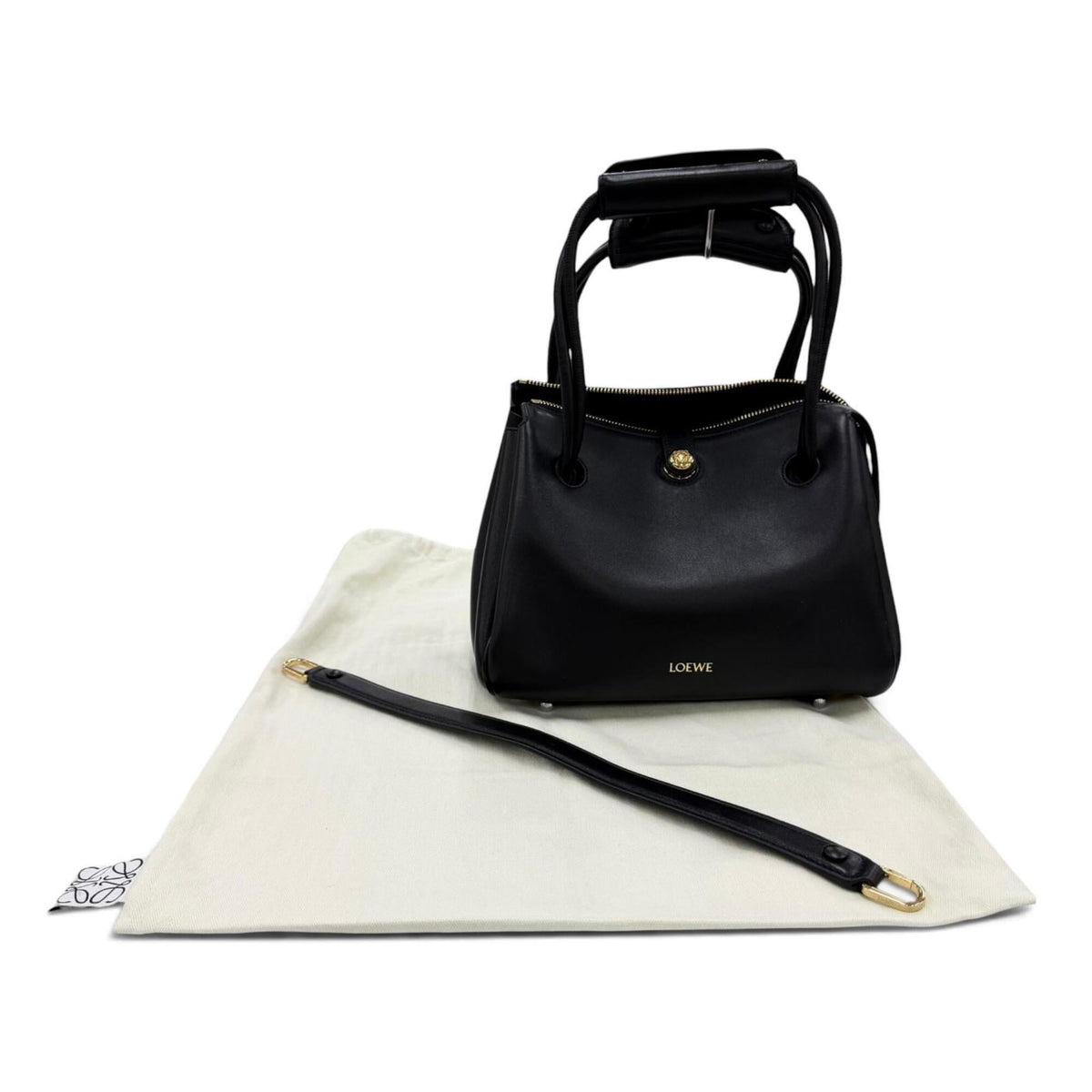 Loewe Black Leather Handbag (Pre-Owned)