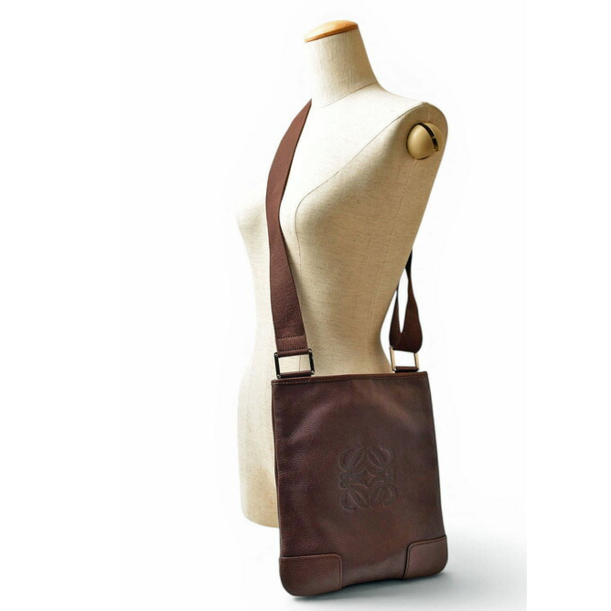 Loewe Brown Leather Shoulder Bag (Pre-Owned)