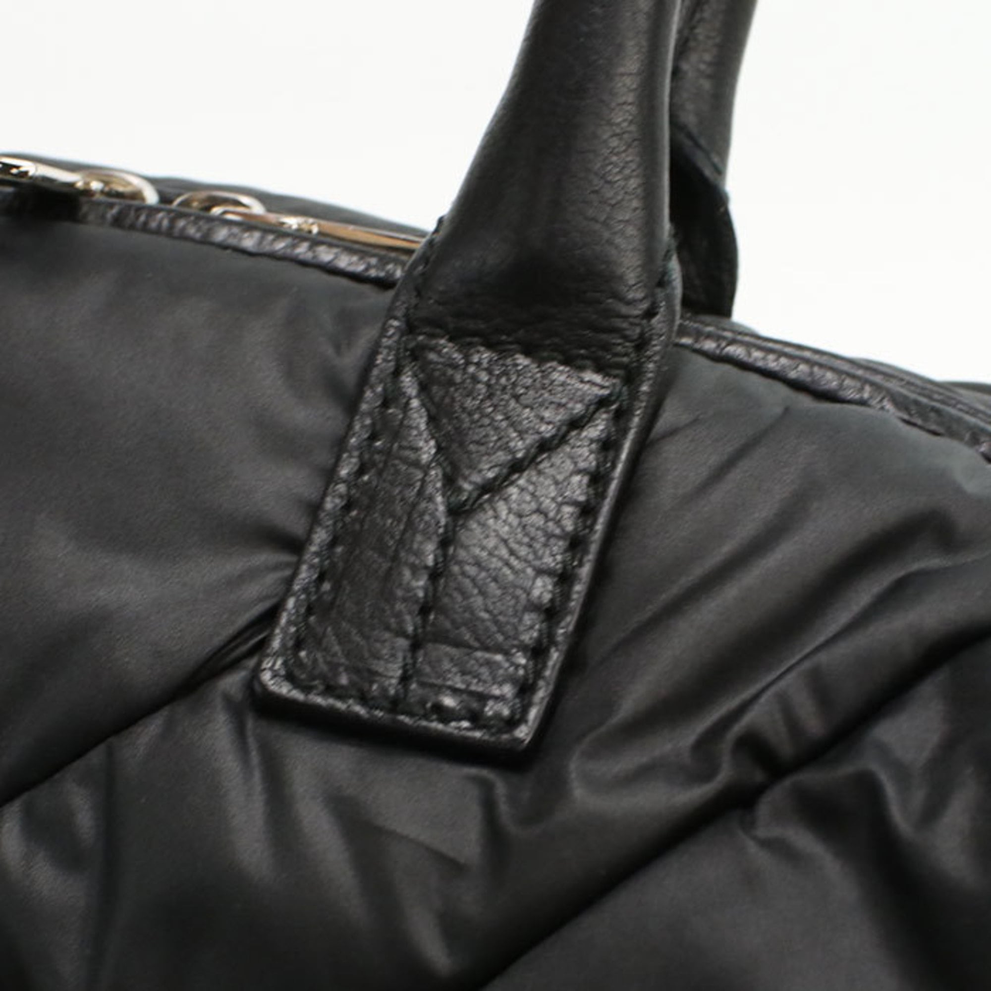 Saint Laurent Black Tote Bag (Pre-Owned)