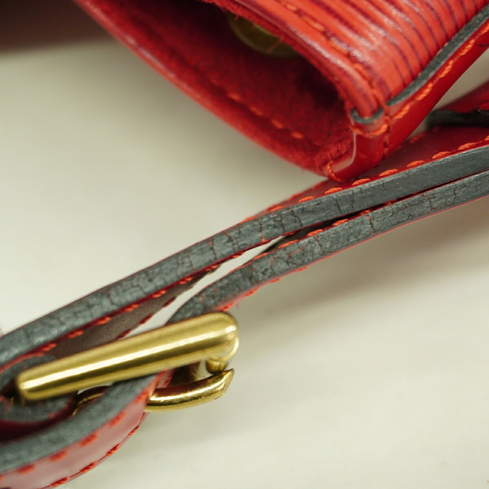 Louis Vuitton Castilian Red Shoulder Bag (Pre-Owned)