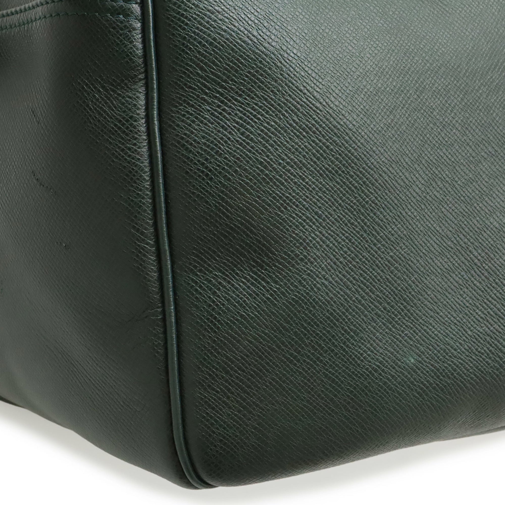 Louis Vuitton Green Taiga Leather Boston Bag Shoulder Bag (Pre-Owned)