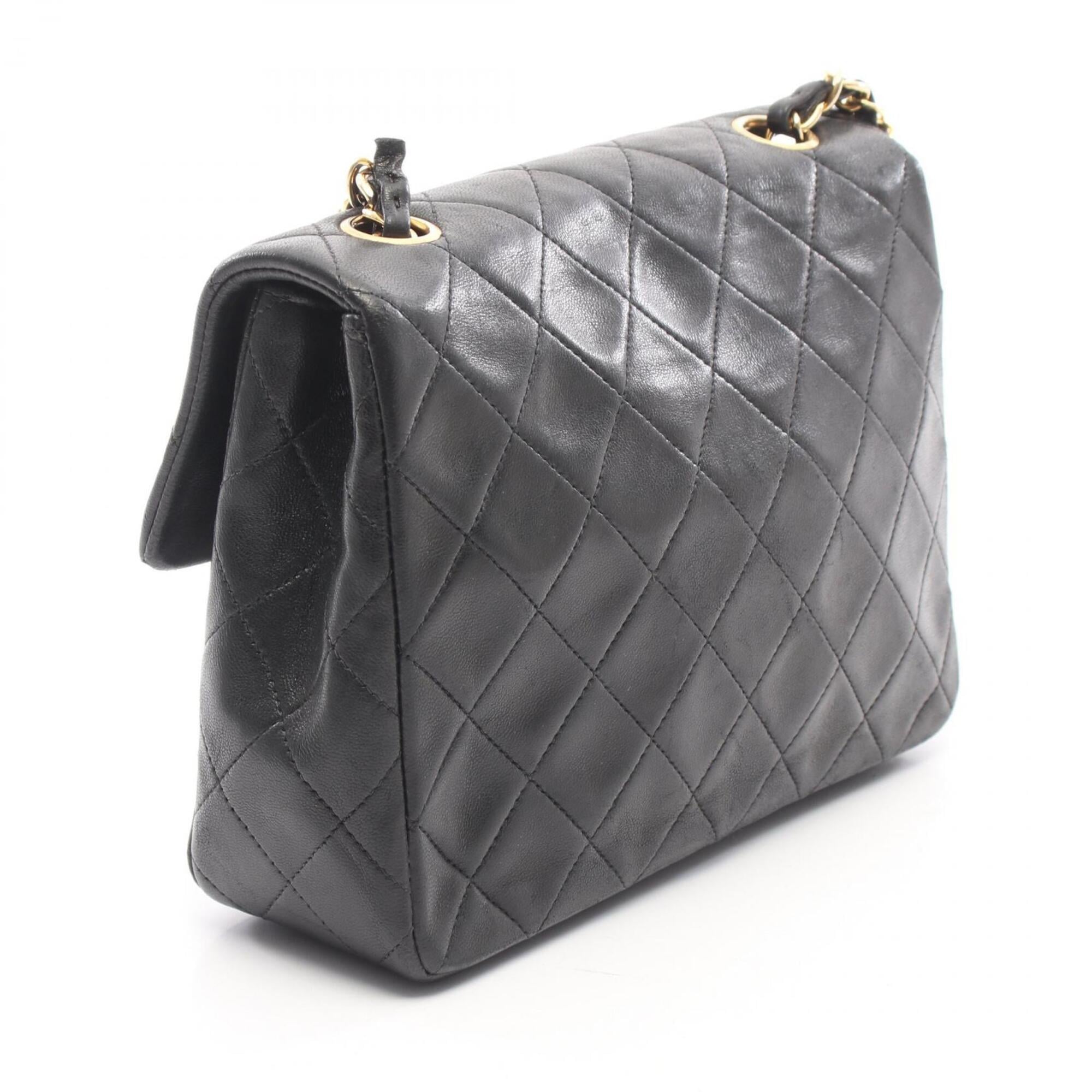 Chanel Black Leather Handbag Shoulder Bag (Pre-Owned)