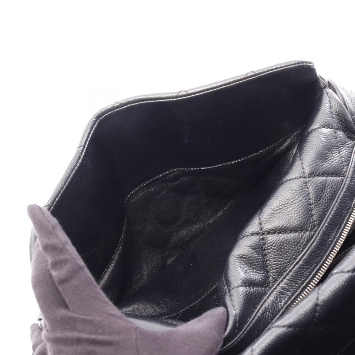 Chanel Black Grained Calfskin Handbag (Pre-Owned)