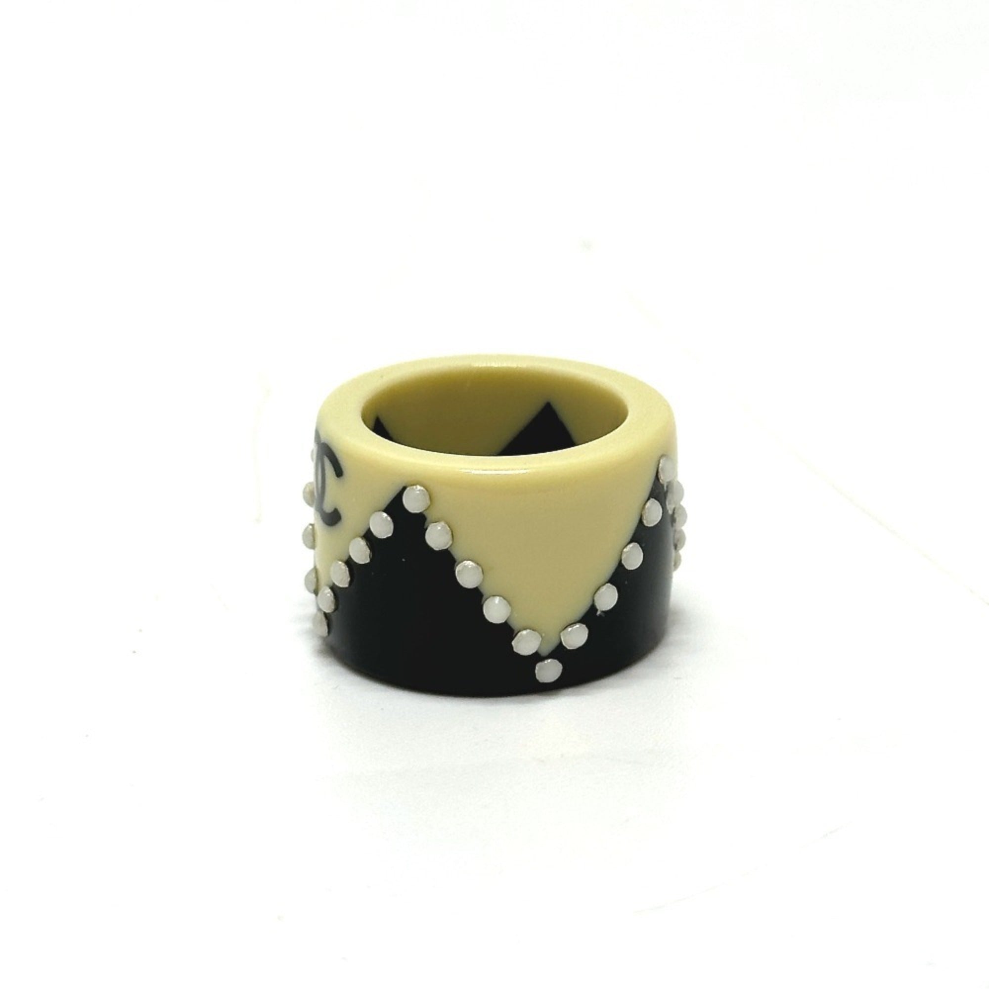Chanel Black White Plastic Band Ring (Pre-Owned)