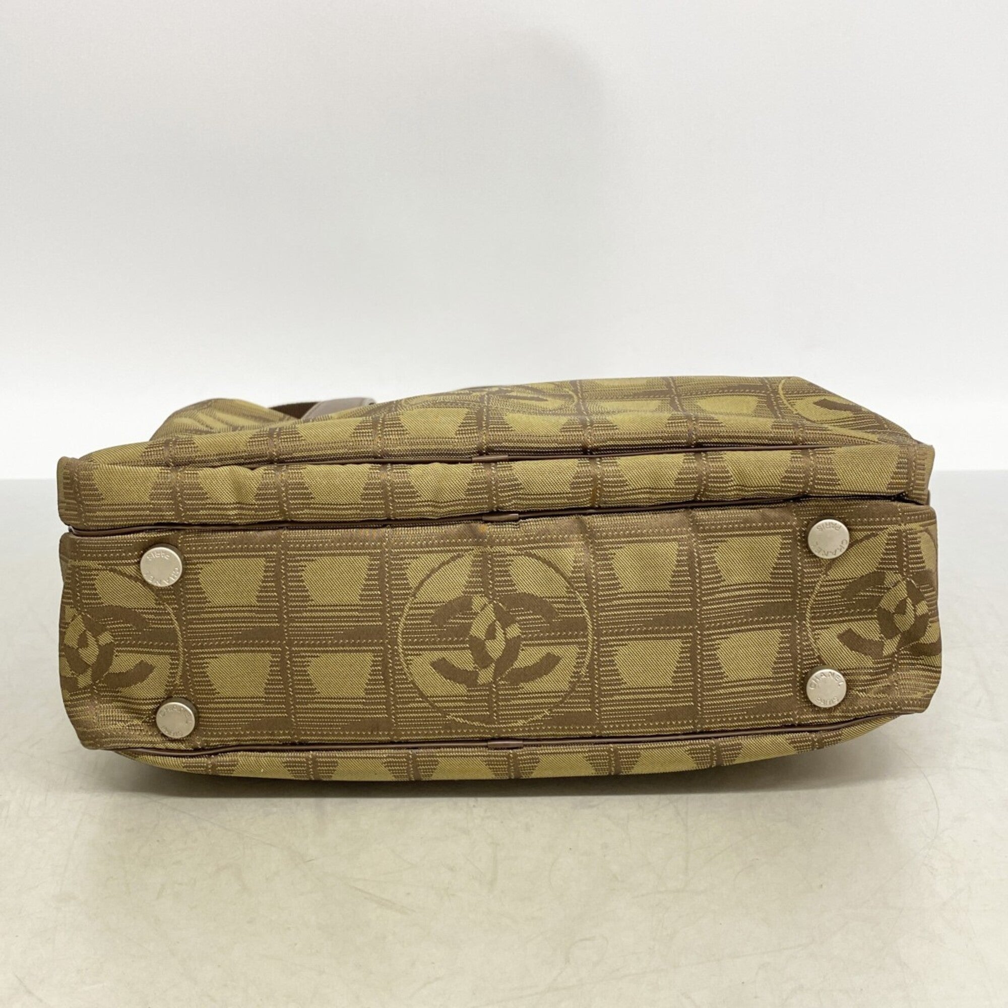 Chanel Khaki Nylon Handbag (Pre-Owned)