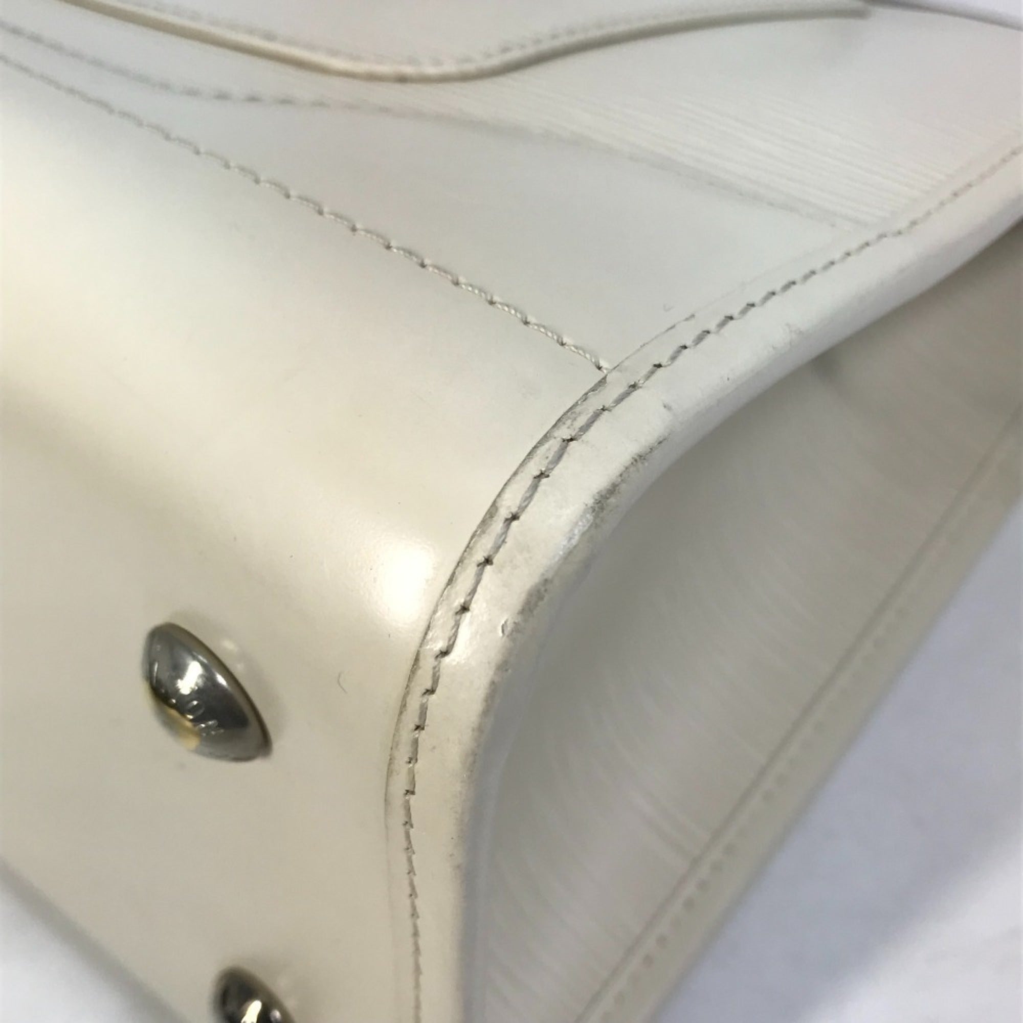Louis Vuitton Epi Galle Lv Off White White Epi Leather Shoulder Bag Tote Bag (Pre-Owned)