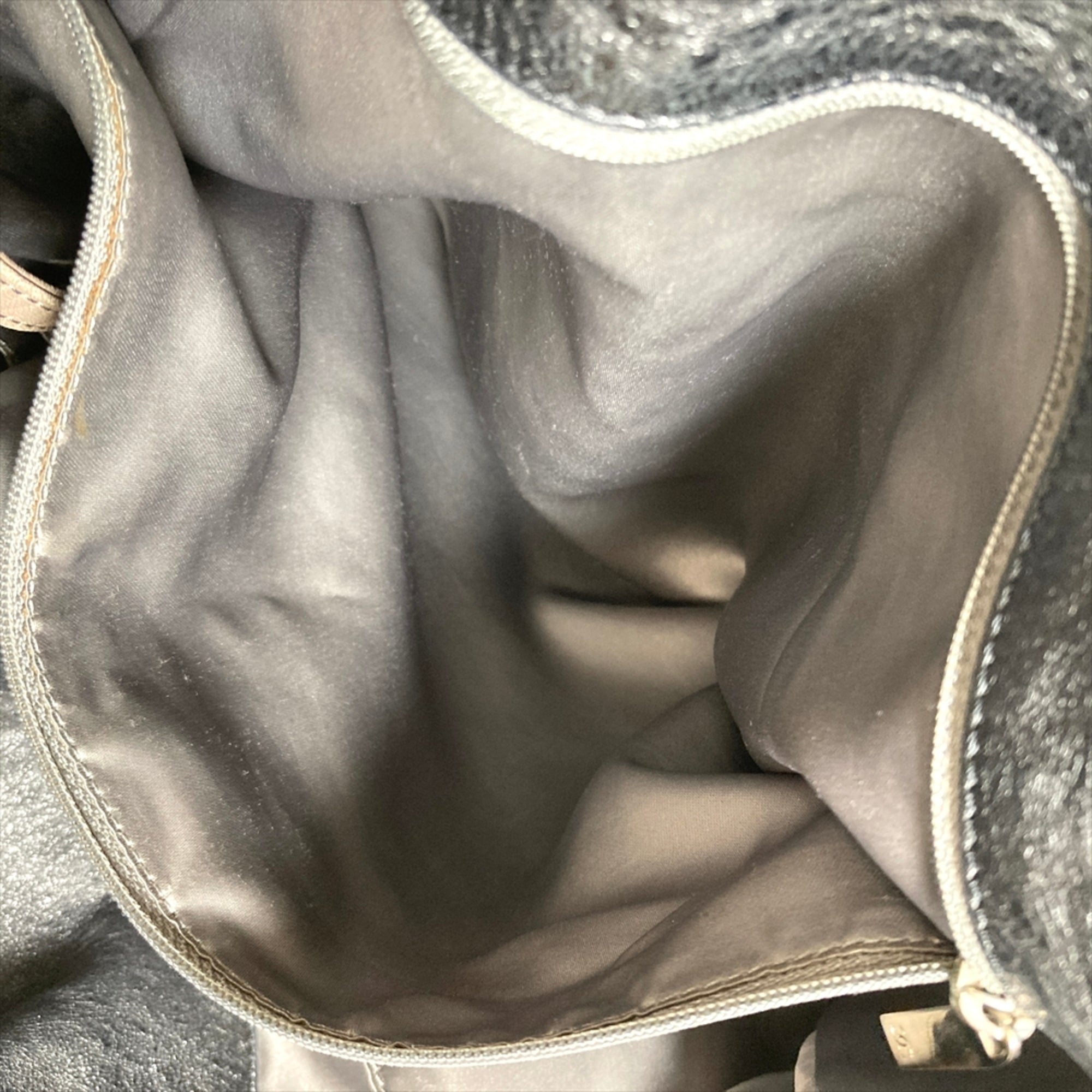 Chanel Black Metallic Leather Handbag (Pre-Owned)