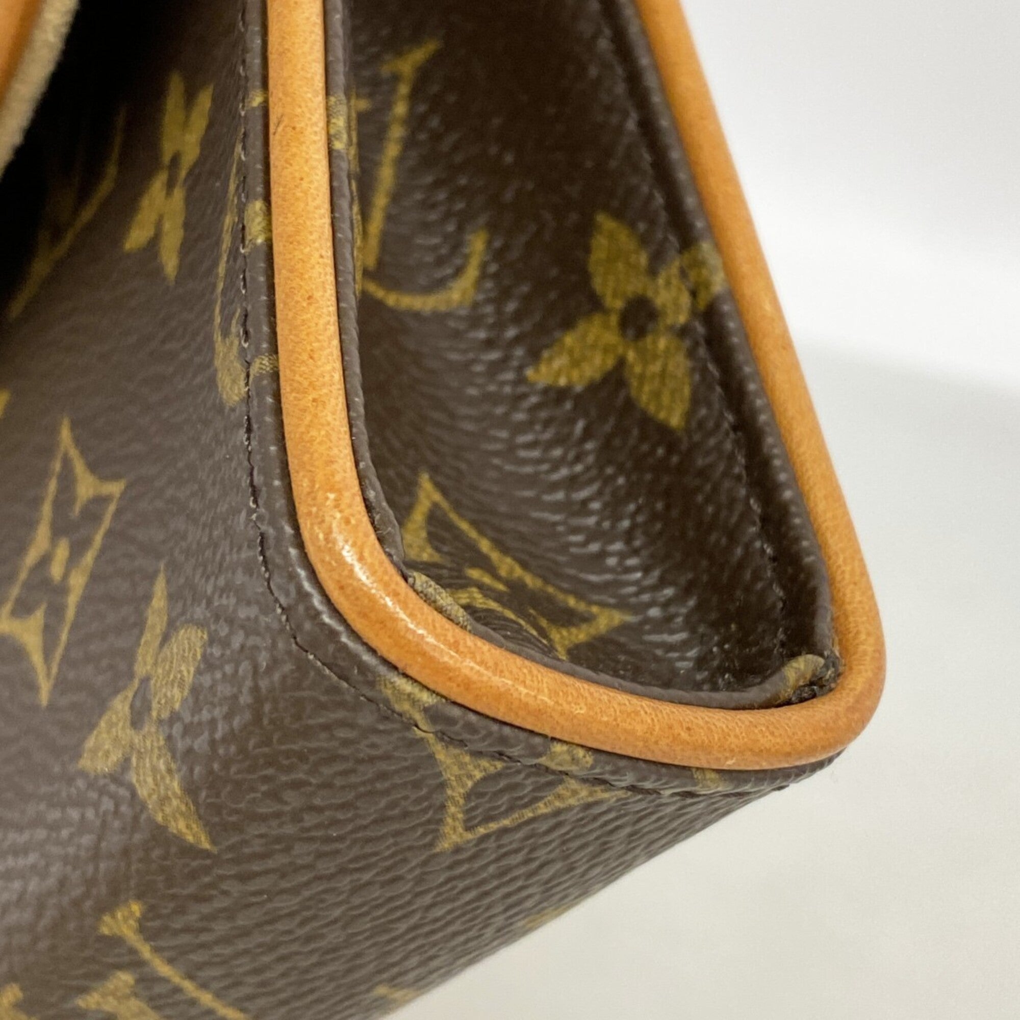 Louis Vuitton Brown Fanny Pack (Pre-Owned)