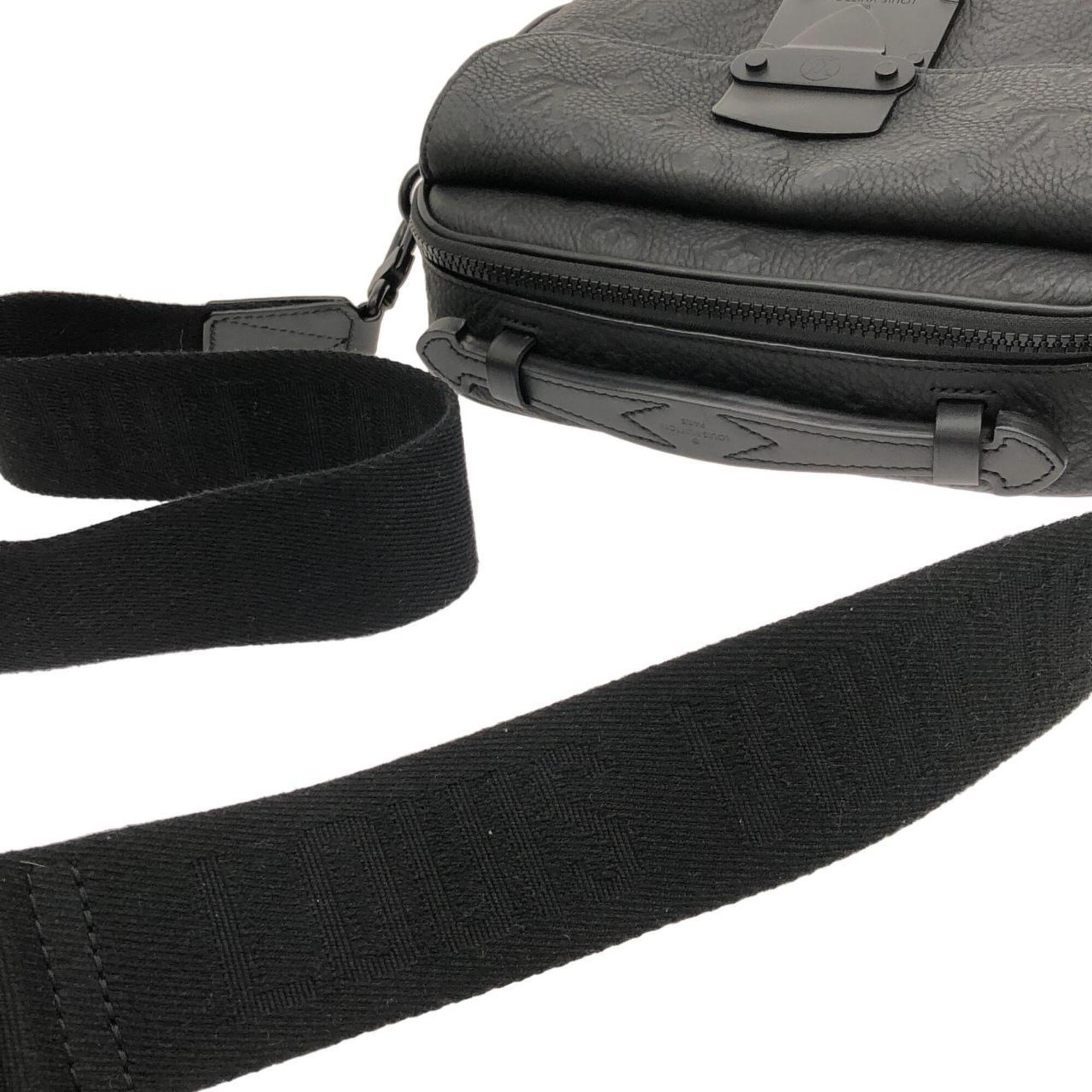 Louis Vuitton Black Leather Shoulder Bag (Pre-Owned)