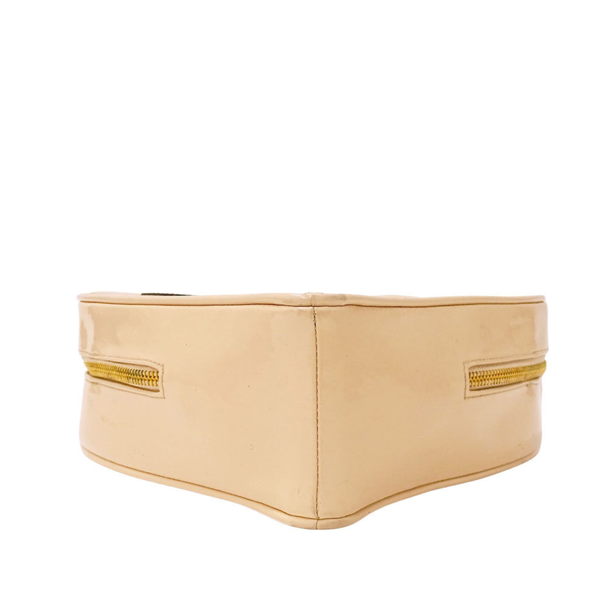 Chanel Beige Leather Handbag (Pre-Owned)
