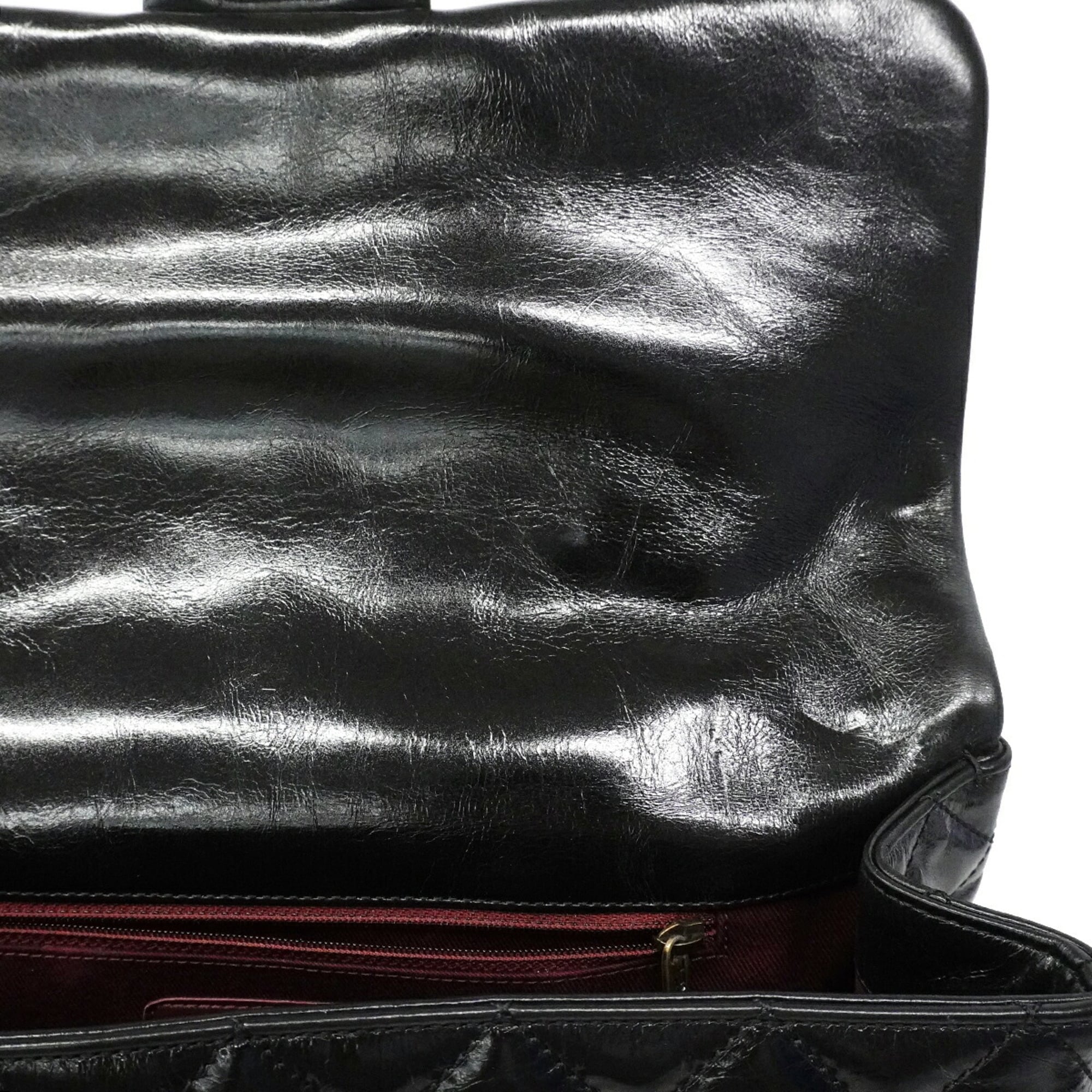 Chanel Black Leather Handbag (Pre-Owned)