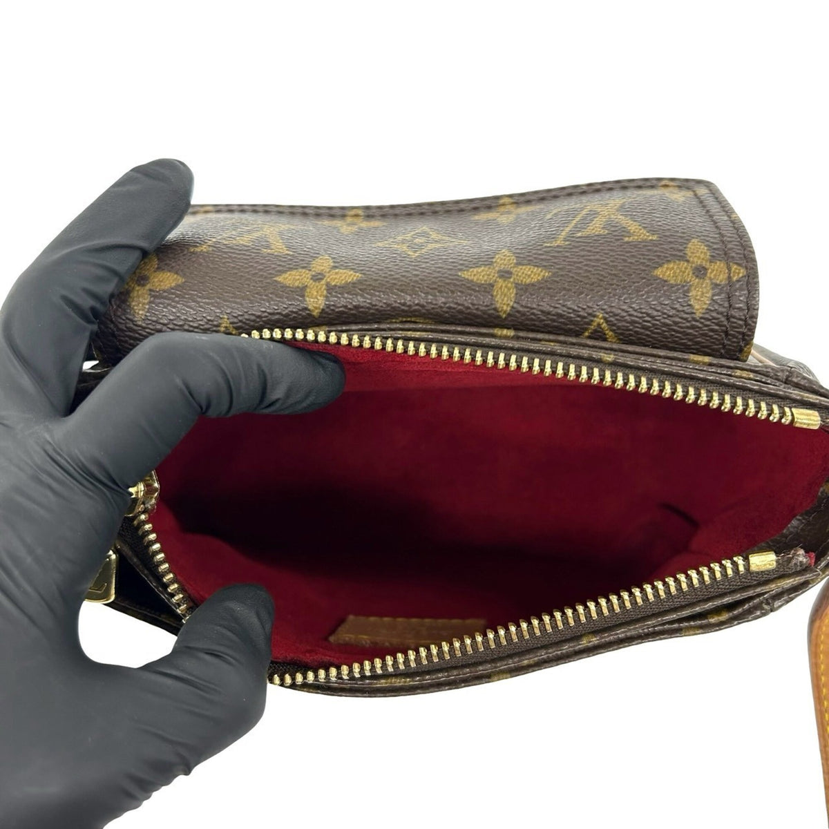 Louis Vuitton Brown Leather Pvc Pochette Shoulder Bag (Pre-Owned)
