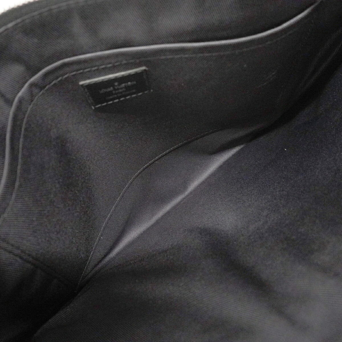 Louis Vuitton Black Clutch Bag (Pre-Owned)