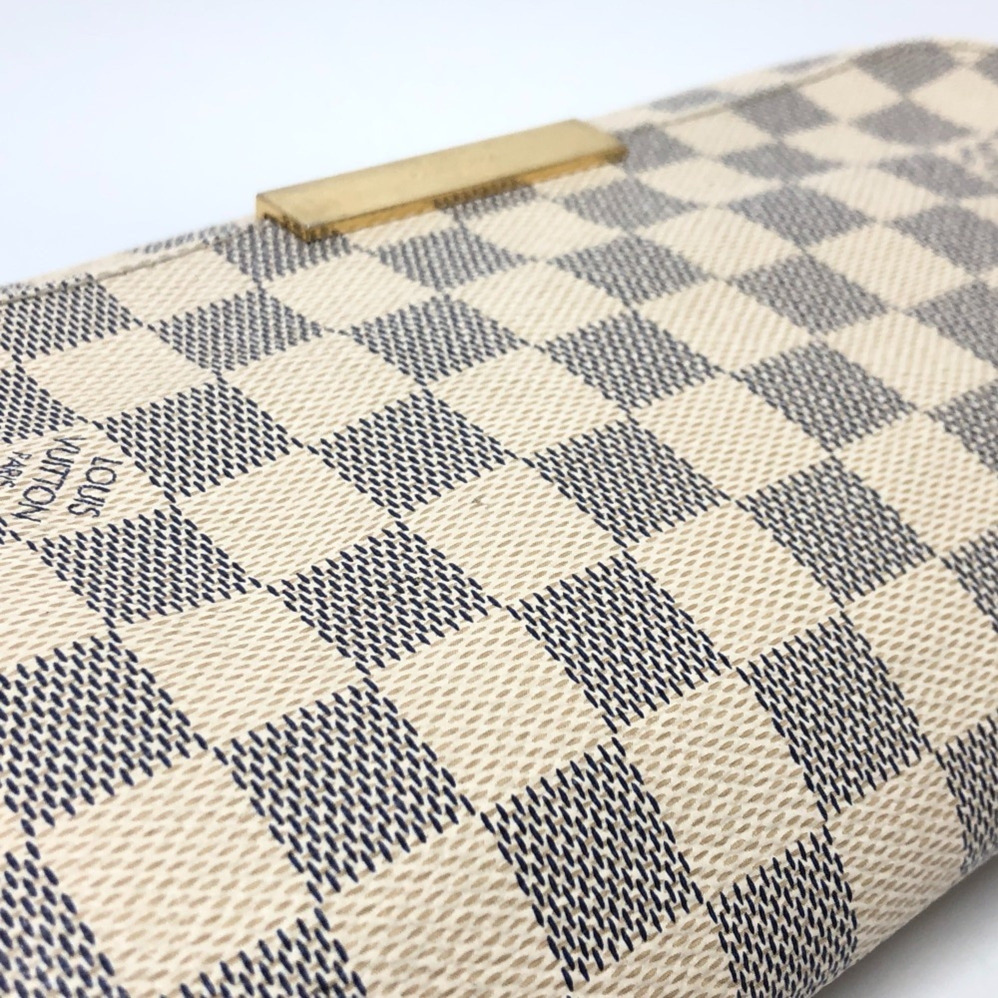Louis Vuitton Brown Galle White Damier Azur Shoulder Bag (Pre-Owned)