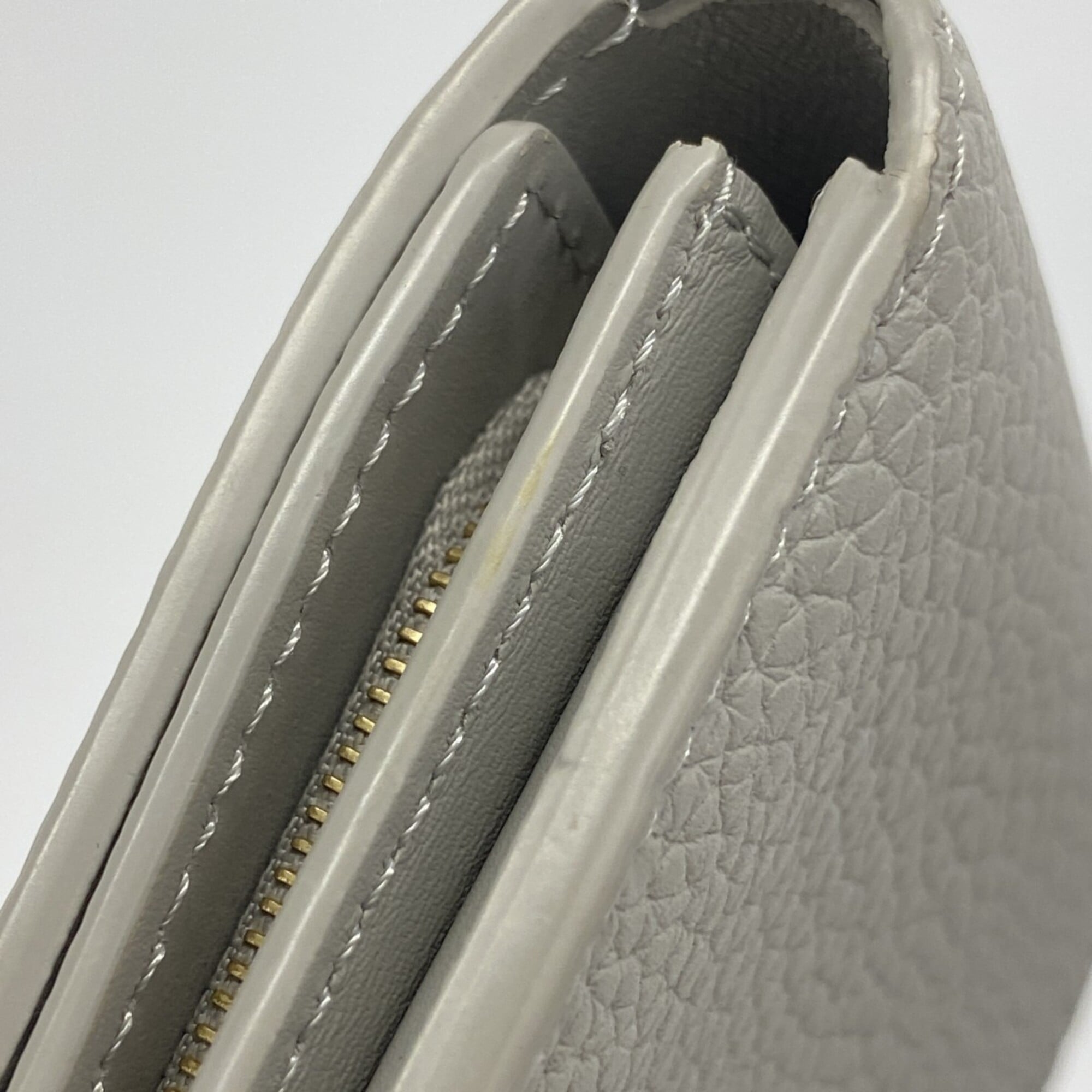 Louis Vuitton Gray Wallet (Tri-Fold) (Pre-Owned)
