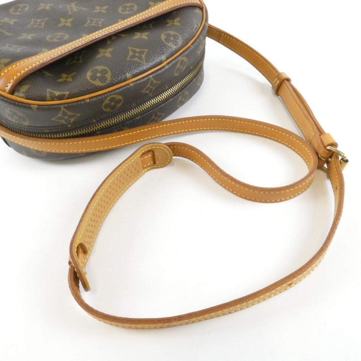 Louis Vuitton Marron Coated Canvas Shoulder Bag (Pre-Owned)
