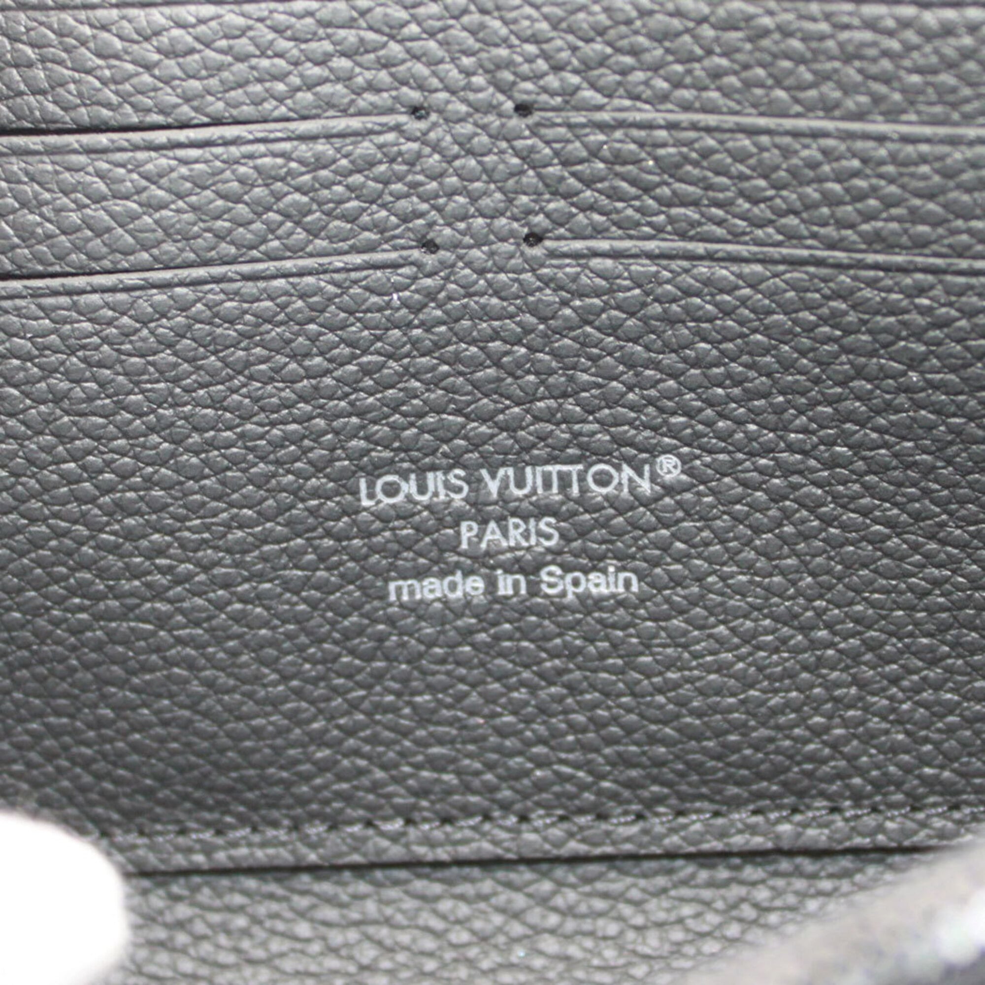 Louis Vuitton Black Galle (Pre-Owned)