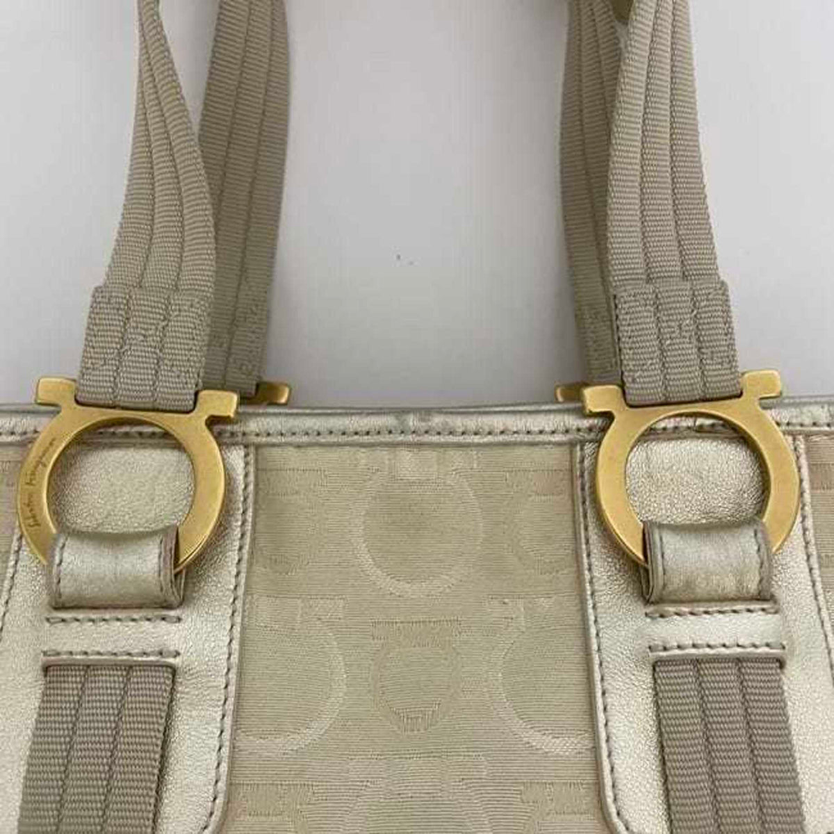 Salvatore Ferragamo Beige Canvas Leather Tote Bag (Pre-Owned)