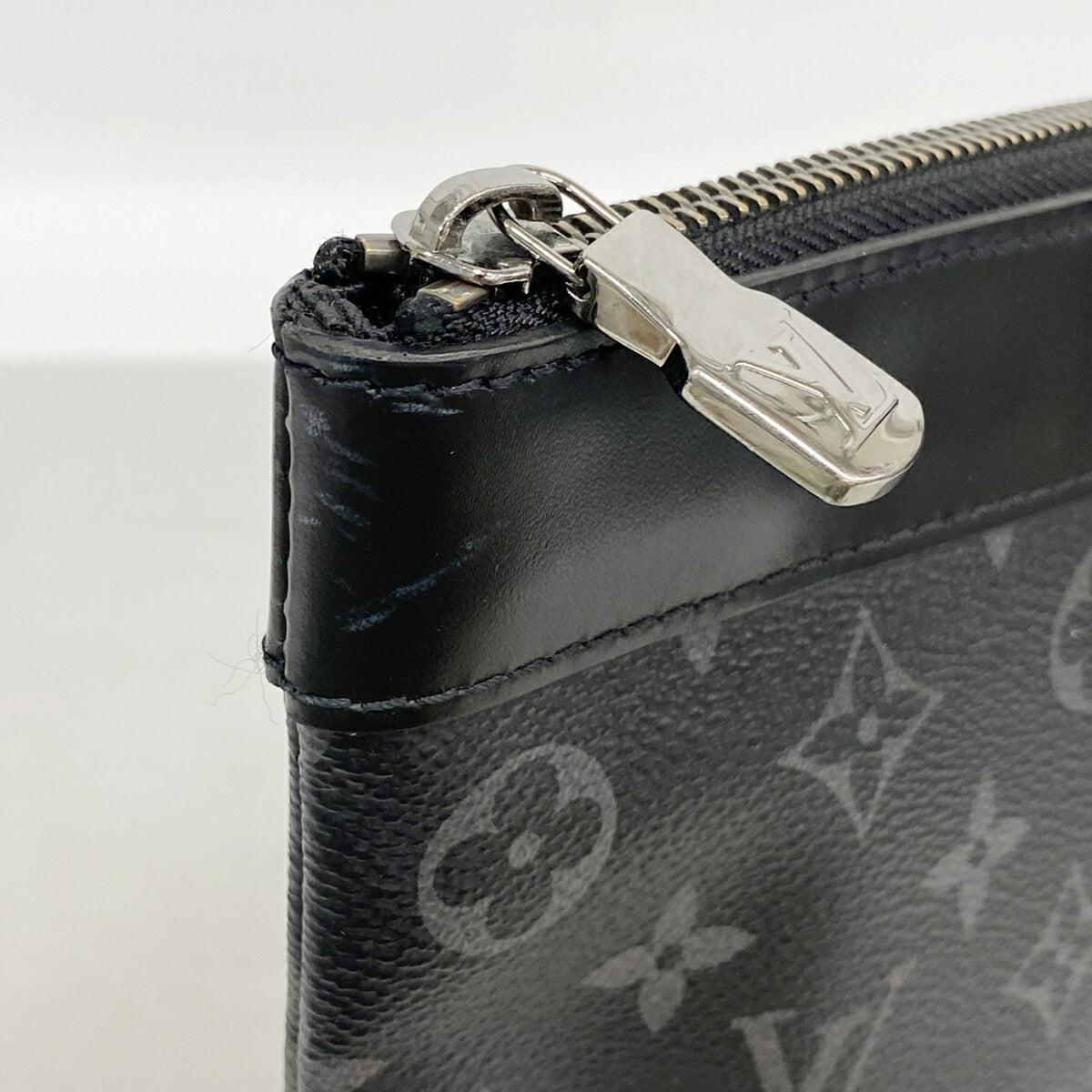 Louis Vuitton Black Clutch Bag (Pre-Owned)