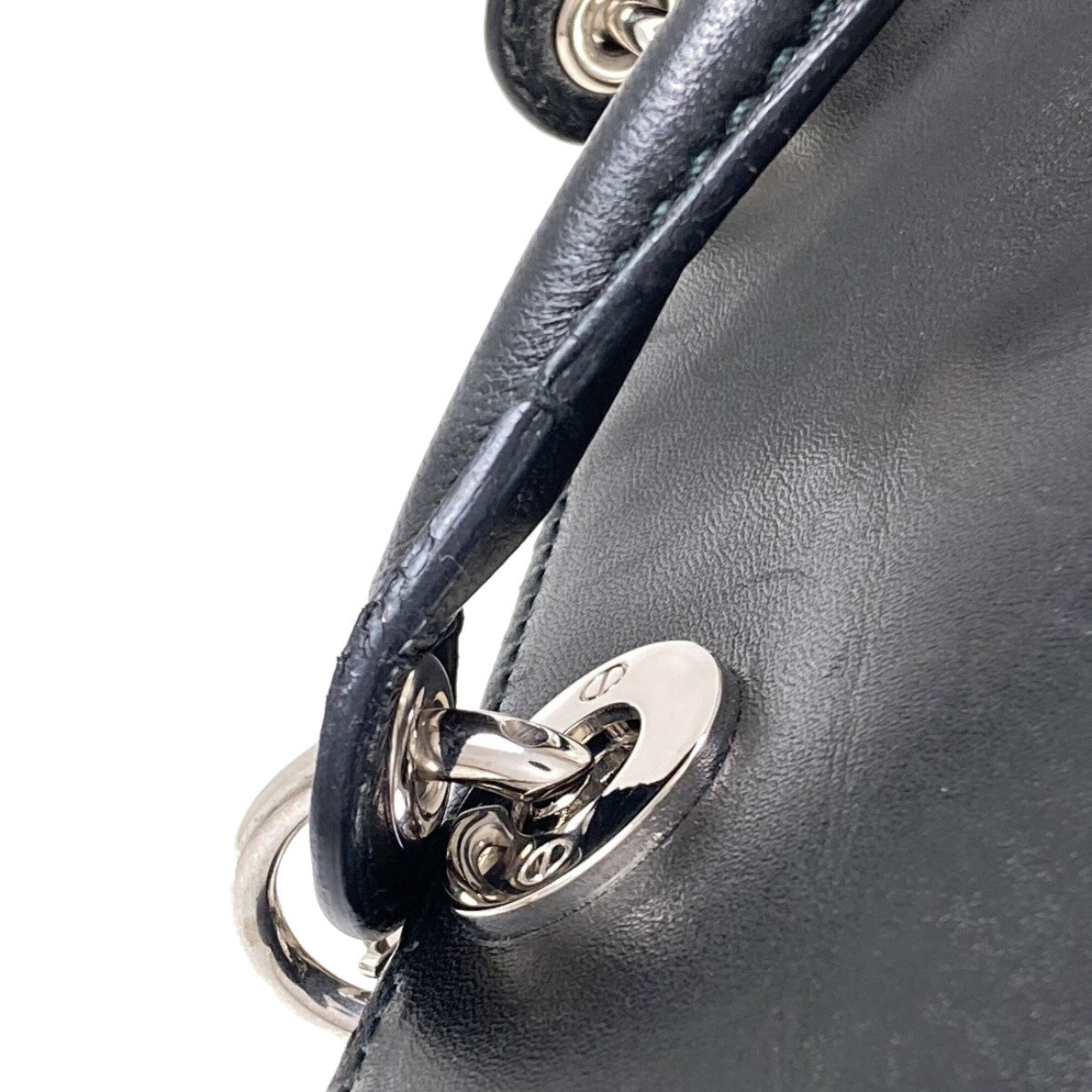 Christian Dior Black Leather Handbag (Pre-Owned)