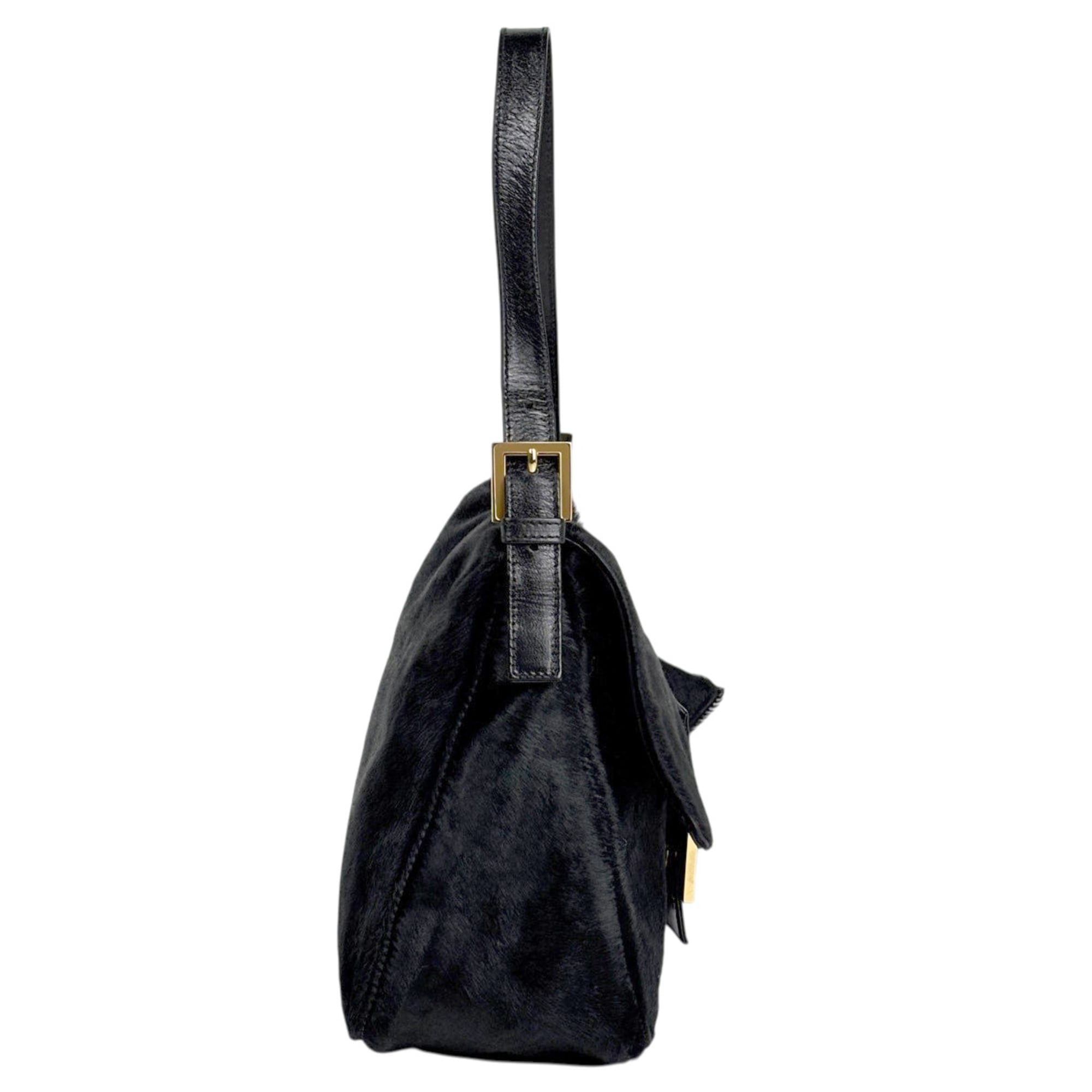 Fendi Black Leather Shoulder Bag (Pre-Owned)